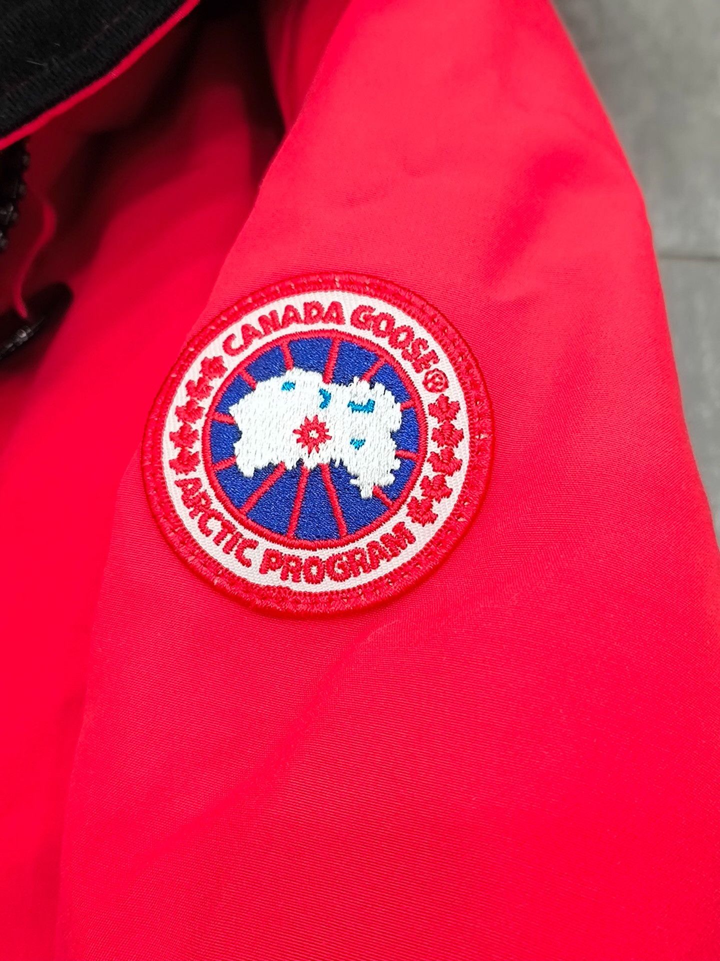 Canada Goose Canada Goose Red Jacket M Women Size M / US 6-8 / IT 42-44 - 4 Thumbnail