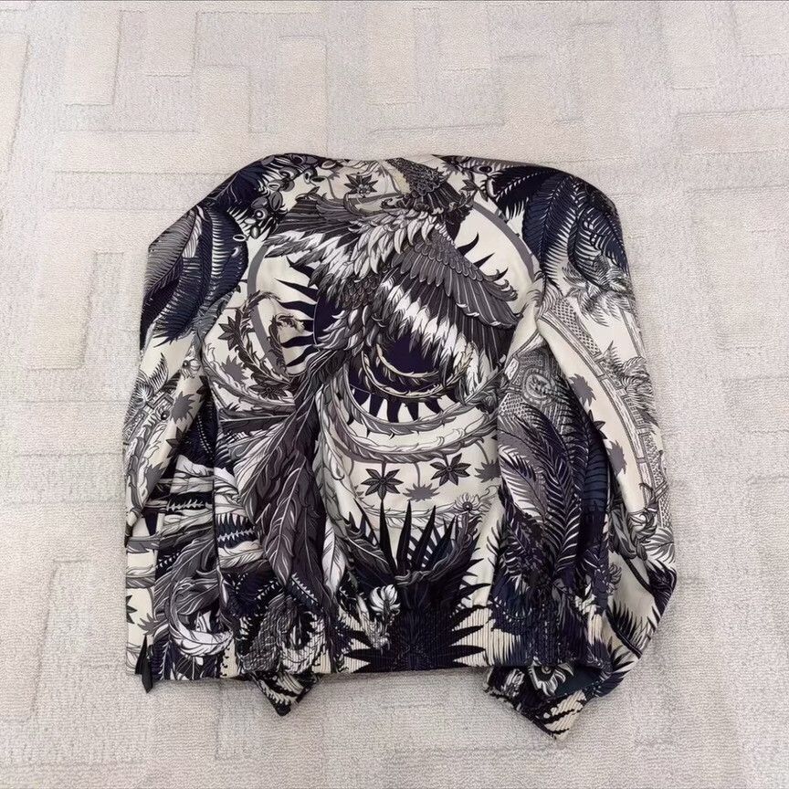 Hermes Hermes Silk Printed Jacket XS Women Size XS / US 0-2 / IT 36-38 - 2 Thumbnail