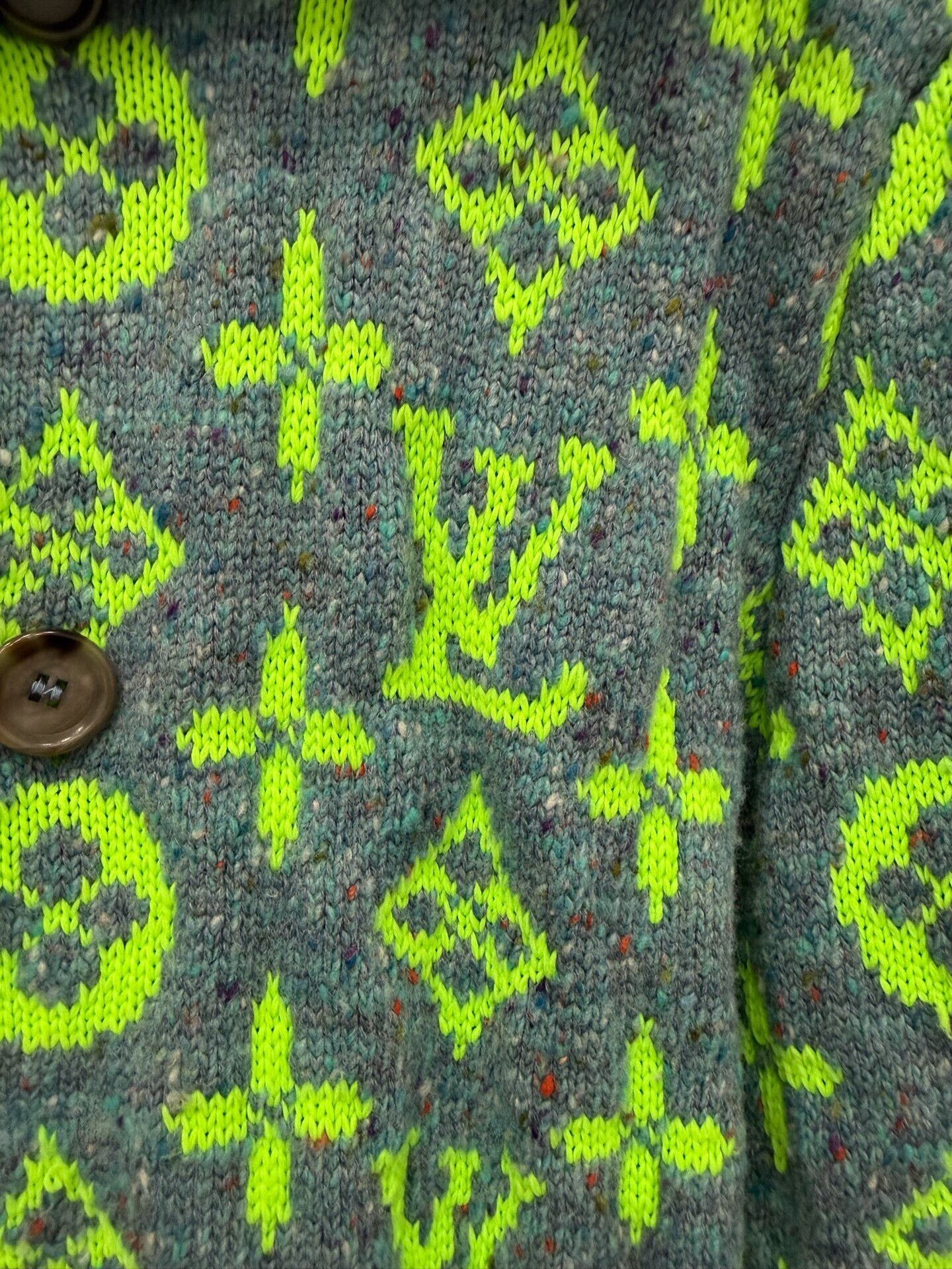 Louis Vuitton Louis Vuitton Knit Green Sweater XL Women Size XL / US 12-14 / IT 48-50 - 3 Thumbnail