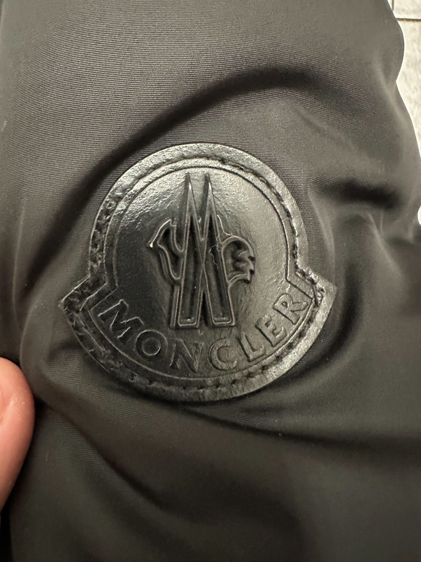 Moncler Moncler Down Gray Heavy Coat m Men Size US M / EU 48-50 / 2 - 3 Thumbnail