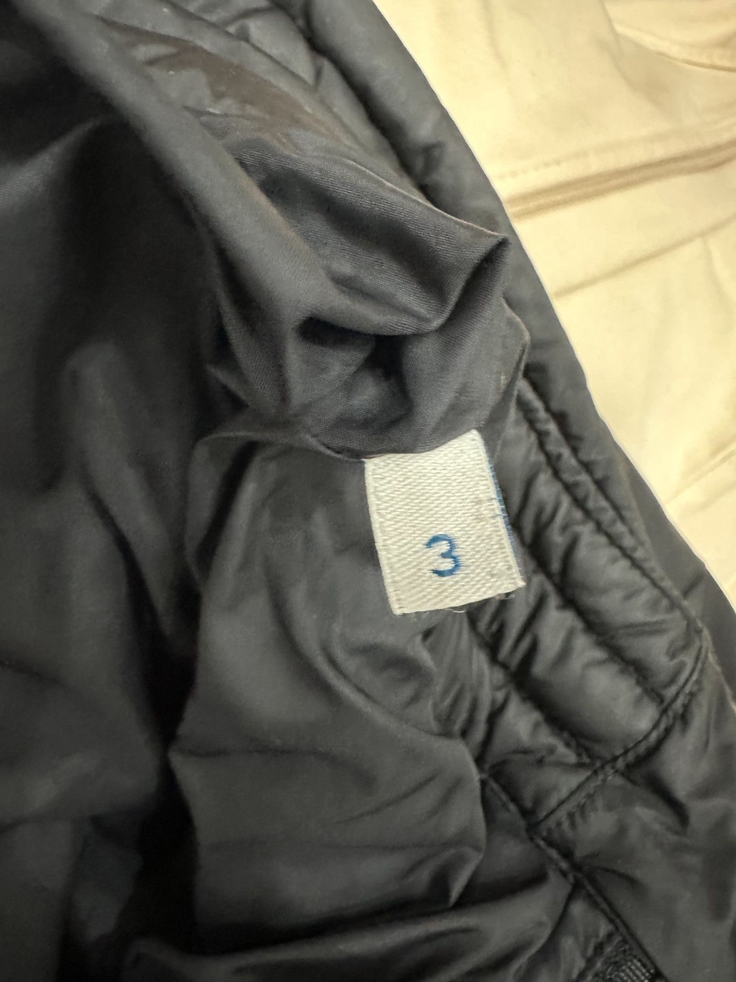 Moncler Moncler Down Gray Heavy Coat m Men Size US M / EU 48-50 / 2 - 5 Thumbnail