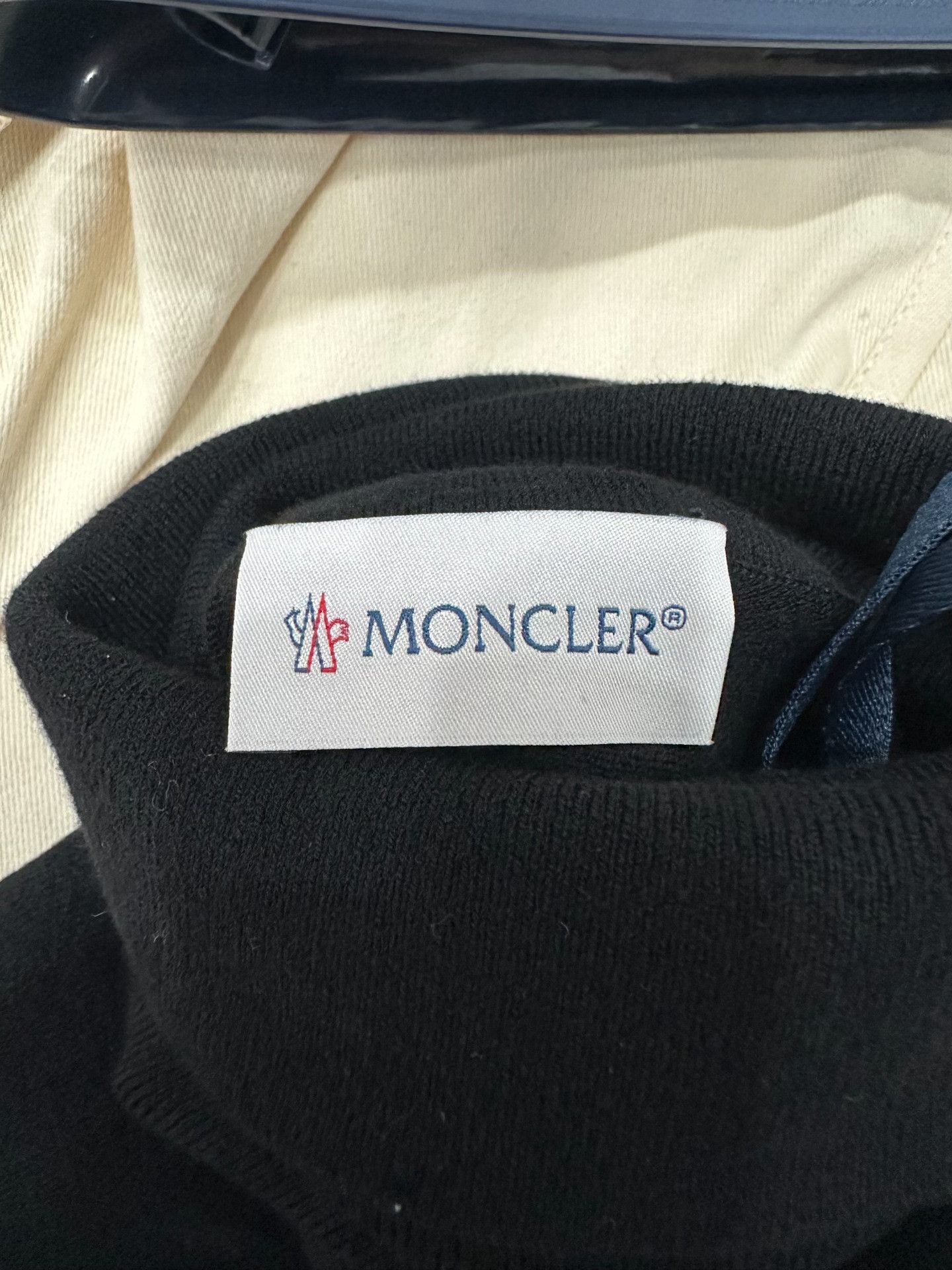 Moncler Moncler Wool Black Sweater xl Men Size US XL / EU 56 / 4 - 4 Thumbnail
