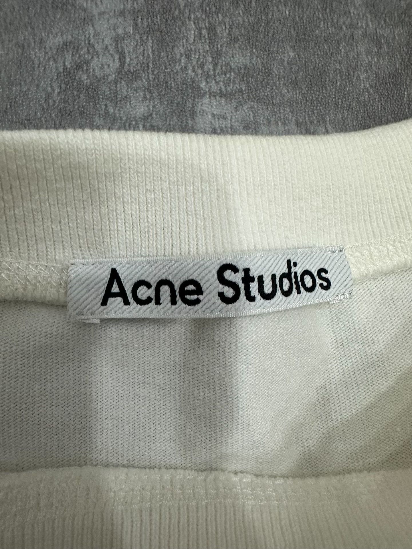 Acne Studios Acne Studios White T-Shirt XS Women Size XS / US 0-2 / IT 36-38 - 4 Thumbnail