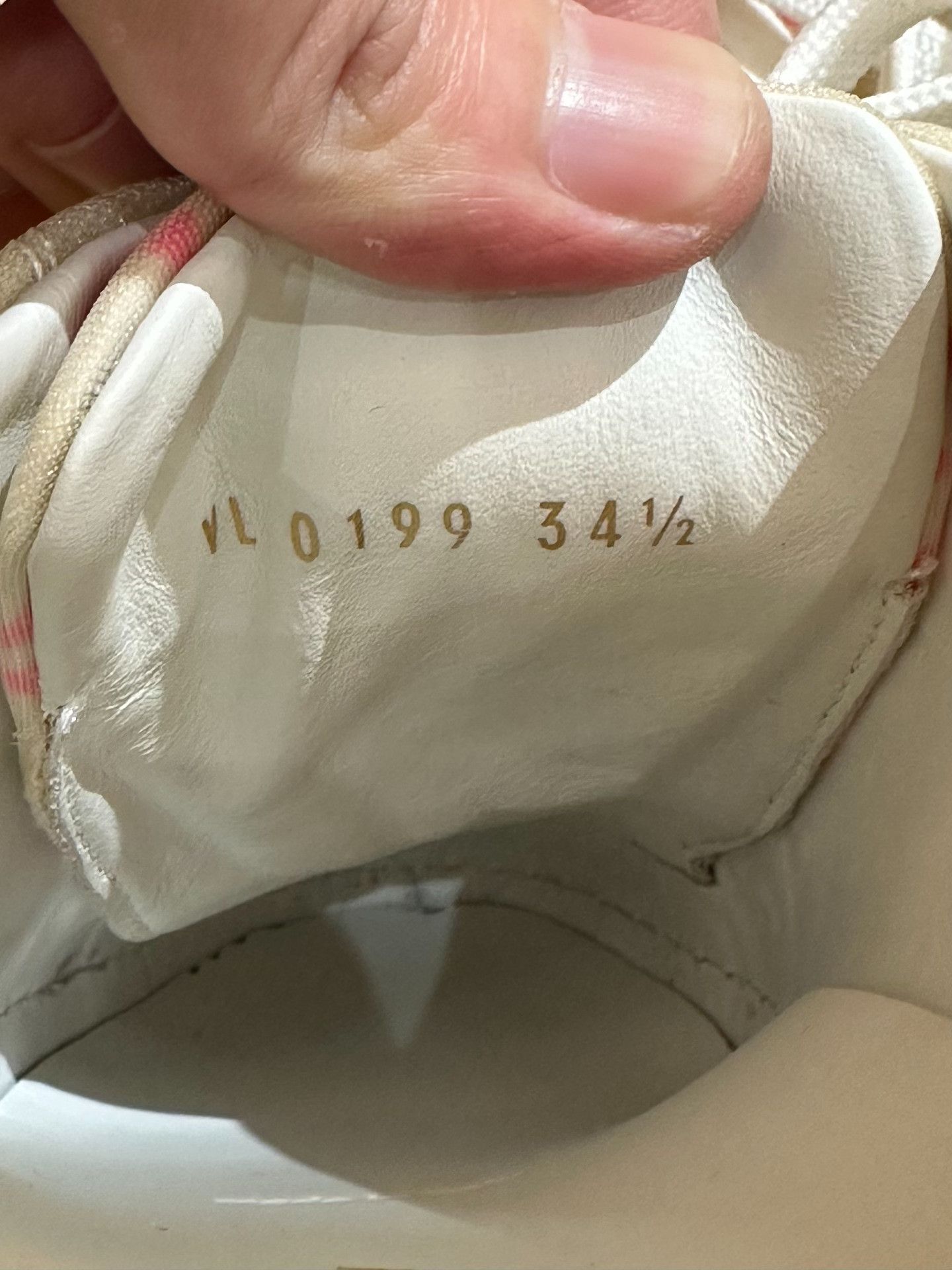 Louis Vuitton Louis Vuitton Pink Sandals us_4 Women Size US 4 / IT 34 - 8 Thumbnail