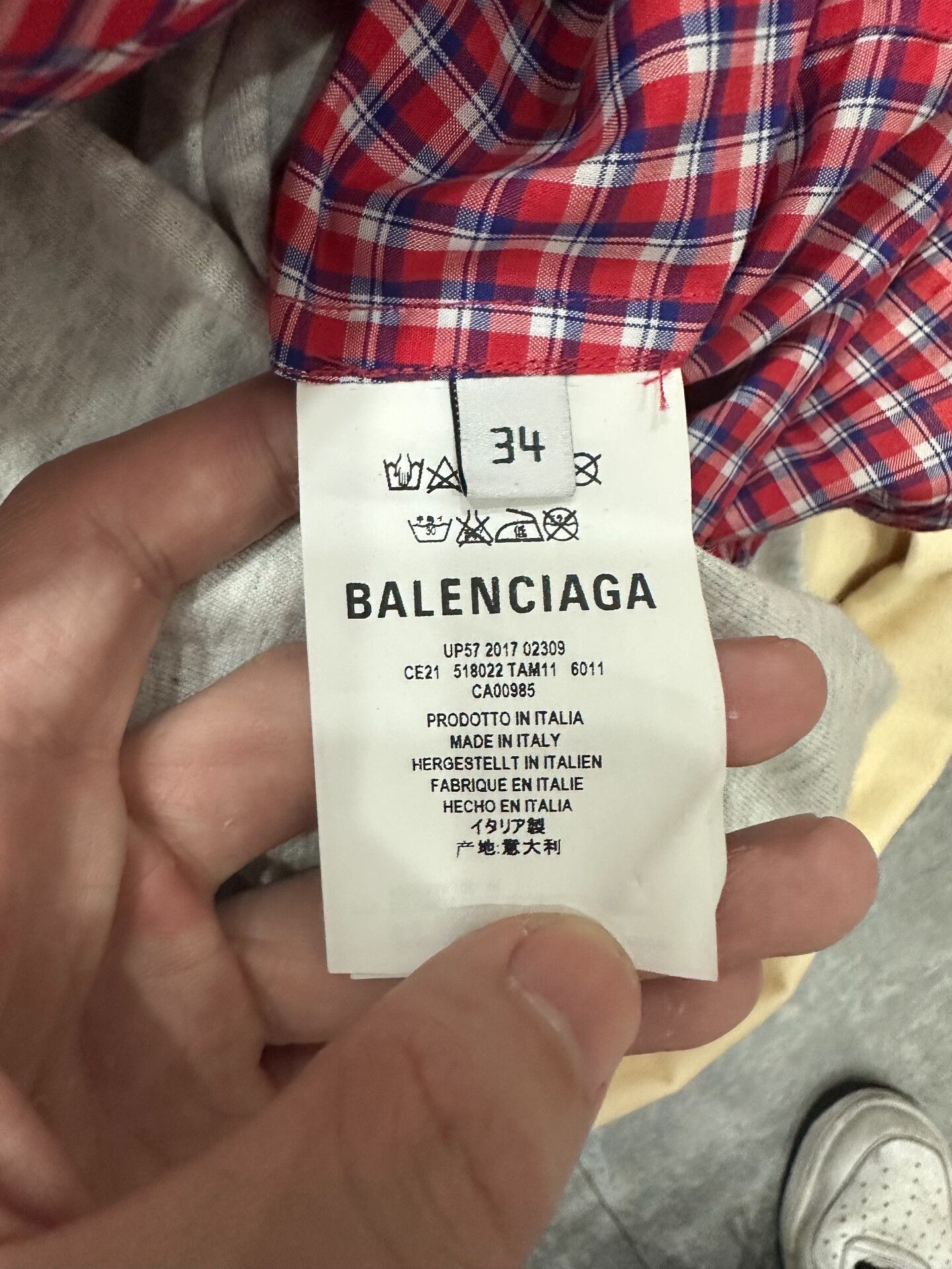 Balenciaga Balenciaga Patchwork Red Shirt xs Men Size US XS / EU 42 / 0 - 6 Thumbnail