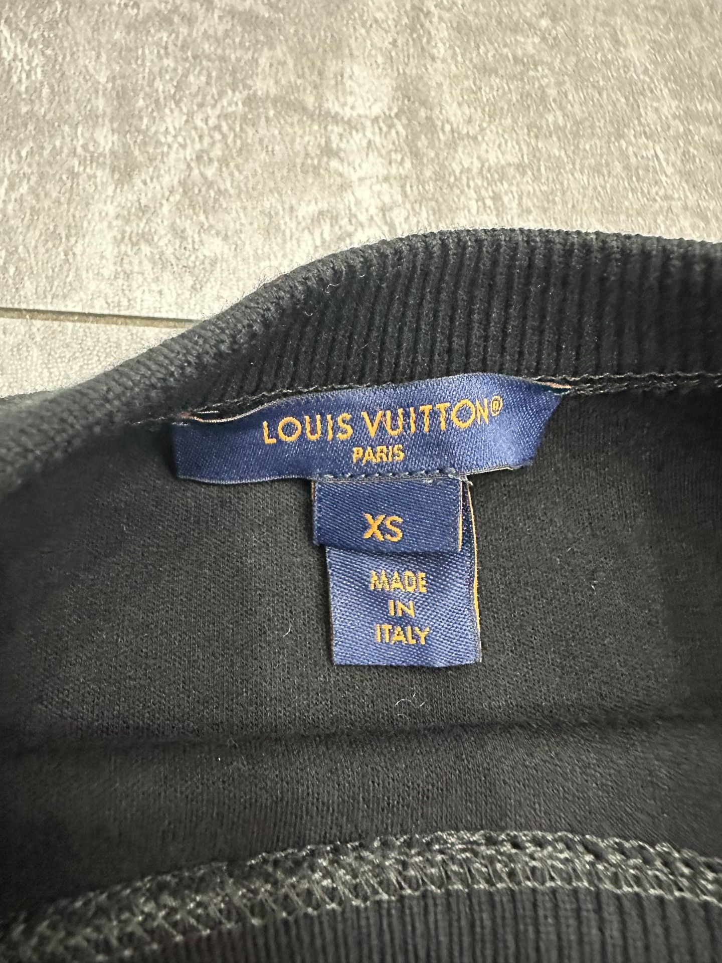 Louis Vuitton Louis Vuitton Retro Black Hoodie xs Men Size US XS / EU 42 / 0 - 4 Thumbnail