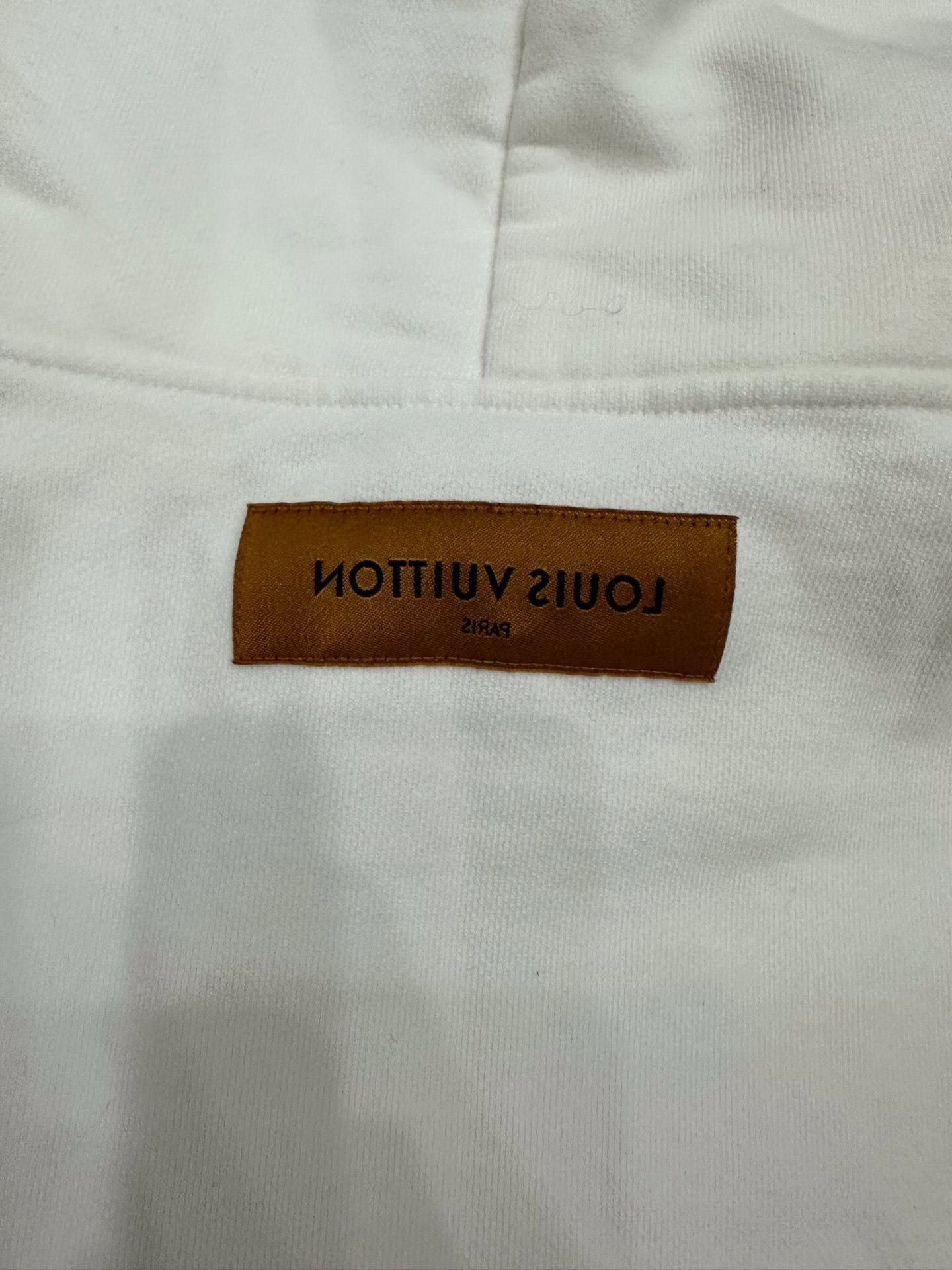 Louis Vuitton Louis Vuitton White Hoodie xl Men Size US XL / EU 56 / 4 - 5 Thumbnail