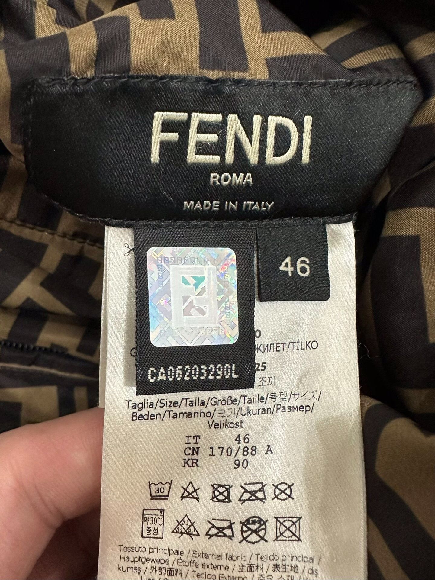 Fendi Fendi Down Tank Top l Men Size US L / EU 52-54 / 3 - 5 Thumbnail