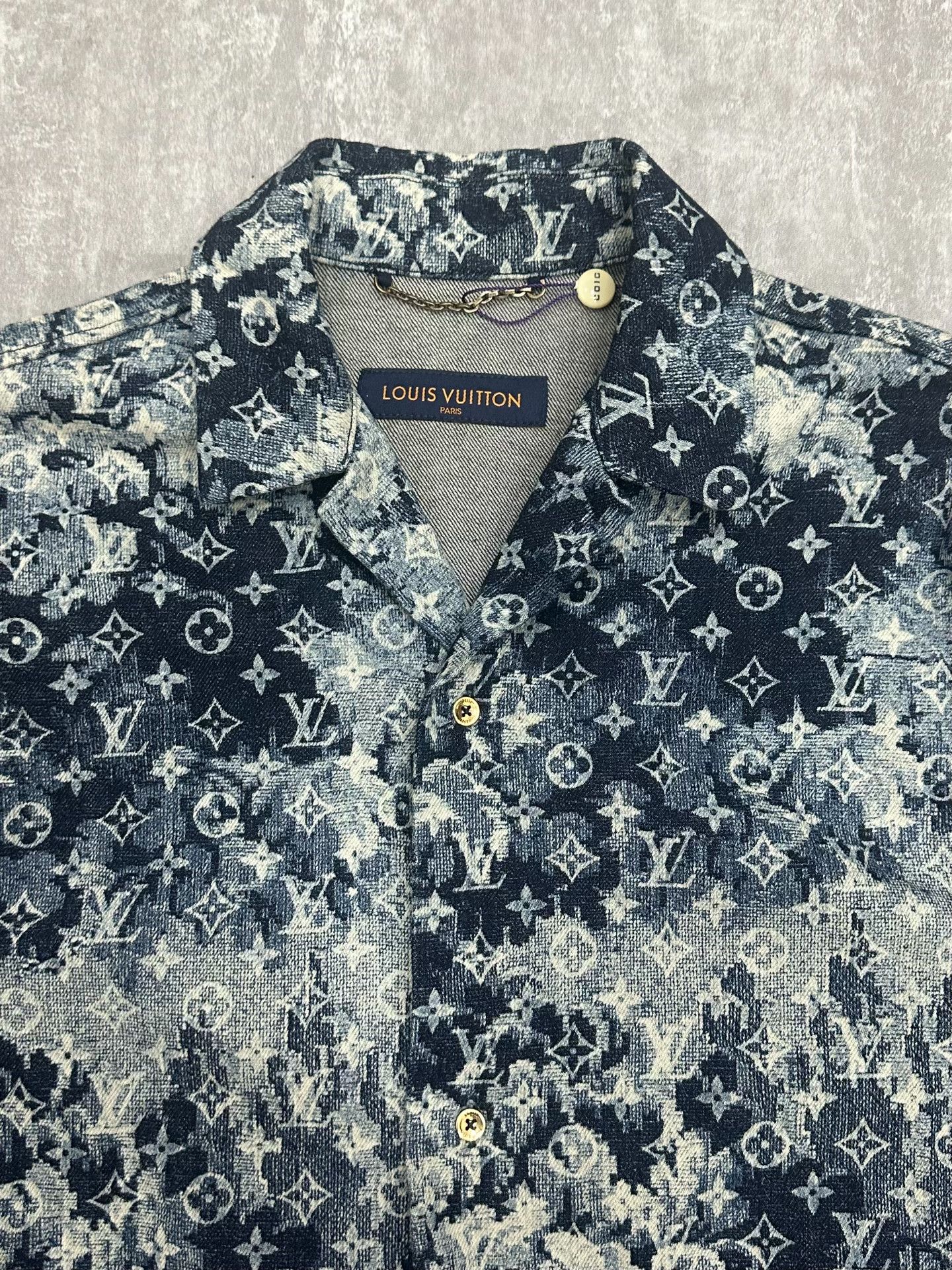 Louis Vuitton Louis Vuitton Collab Multi Shirt s Men Size US S / EU 44-46 / 1 - 3 Thumbnail