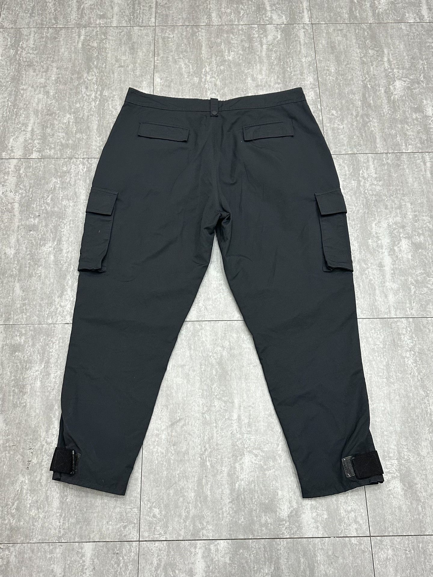 Dior Dior Cargo Black Casual Pants 32 Men Size US 32 / EU 48 - 2 Thumbnail