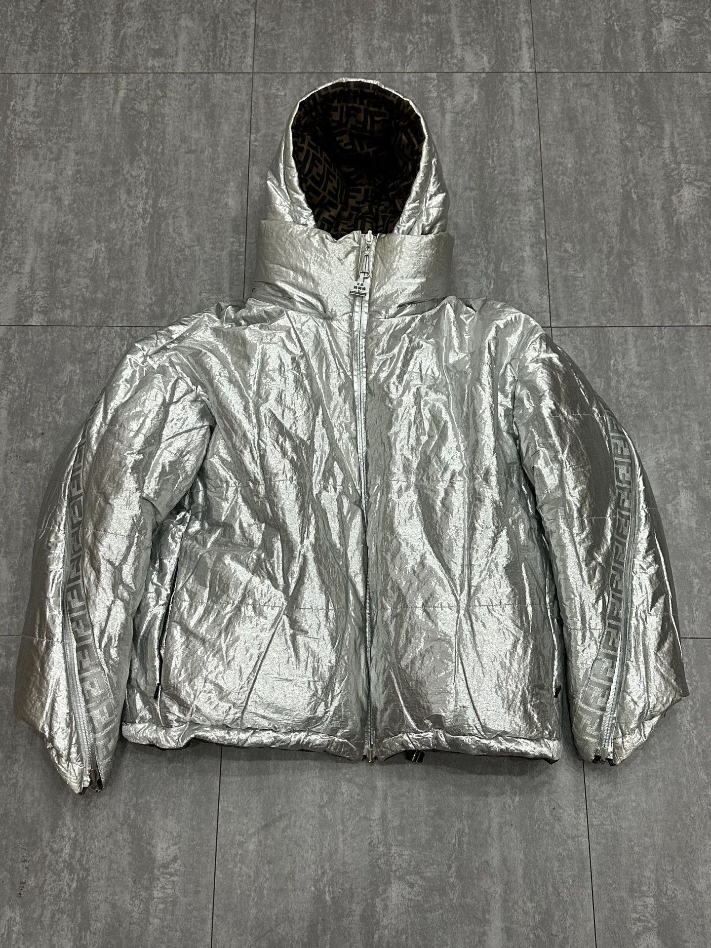 Fendi Fendi Down Multi Heavy Coat l Men Size US L / EU 52-54 / 3 - 3 Thumbnail
