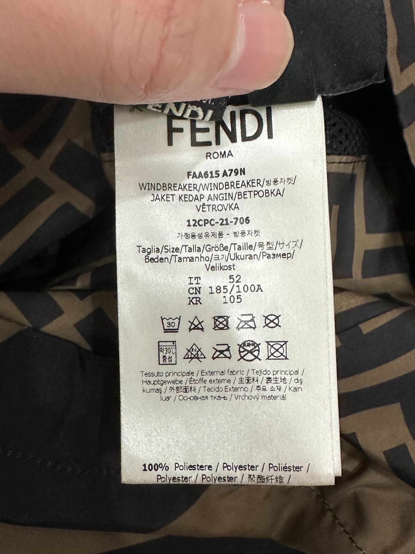 Fendi Fendi Light Jacket xxl Men Size US XXL / EU 58 / 5 - 6 Thumbnail