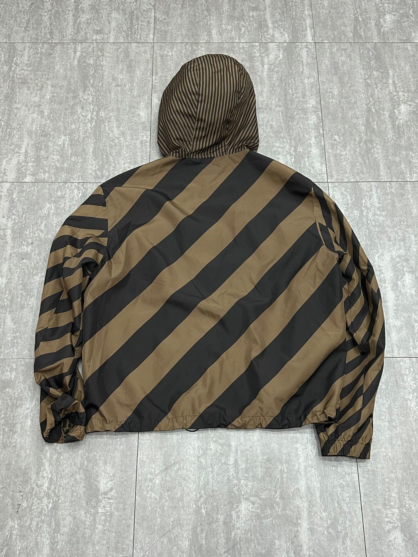 Fendi Fendi Light Jacket xxl Men Size US XXL / EU 58 / 5 - 4 Thumbnail