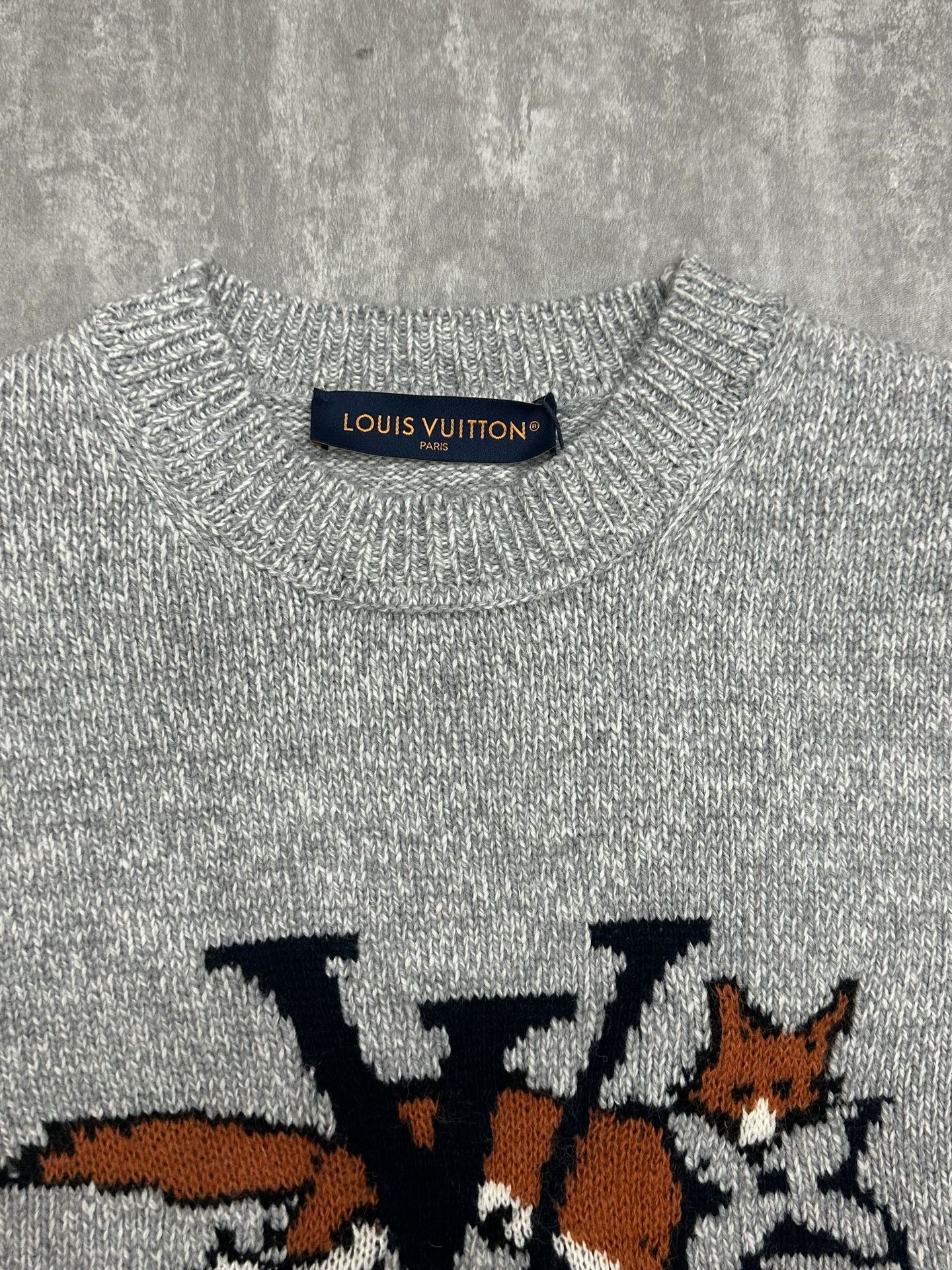 Louis Vuitton Louis Vuitton Embroidered Gray Sweater m Men Size US M / EU 48-50 / 2 - 3 Thumbnail