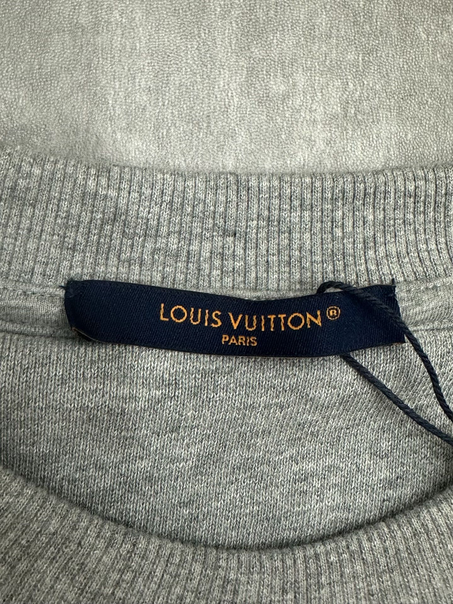 Louis Vuitton Louis Vuitton Gray Sweater l Men Size US L / EU 52-54 / 3 - 4 Thumbnail
