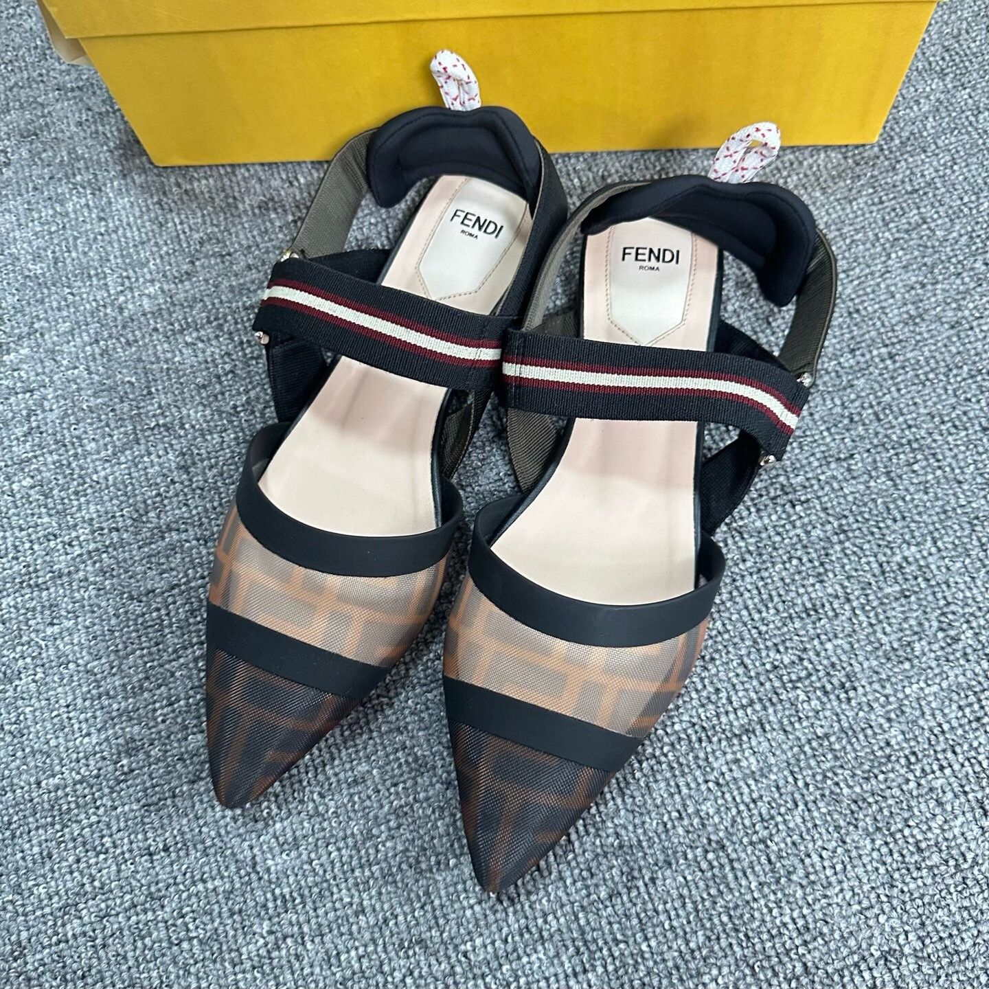 Fendi Fendi Lowtop Sneakers us_6-5 Women Size US 6.5 / IT 36.5 - 3 Thumbnail