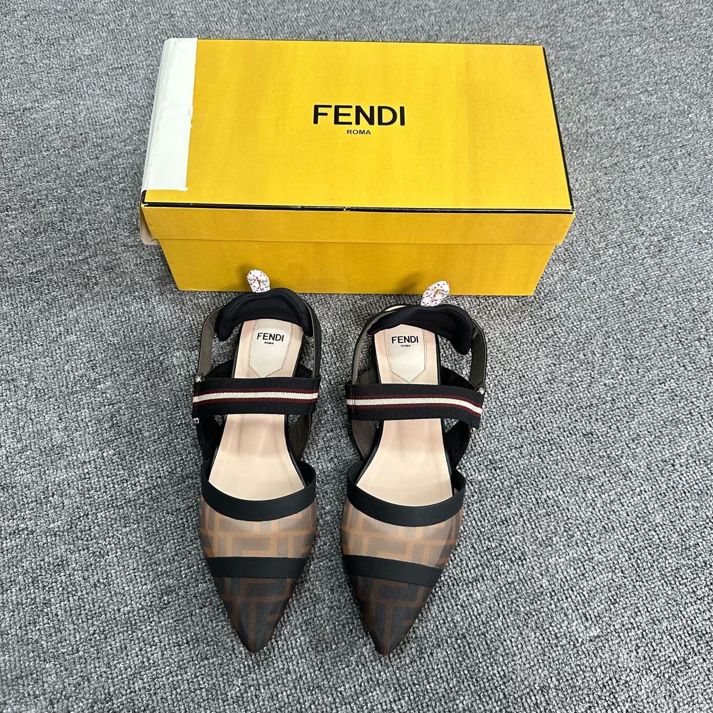Fendi Fendi Lowtop Sneakers us_6-5 Women Size US 6.5 / IT 36.5 - 2 Thumbnail