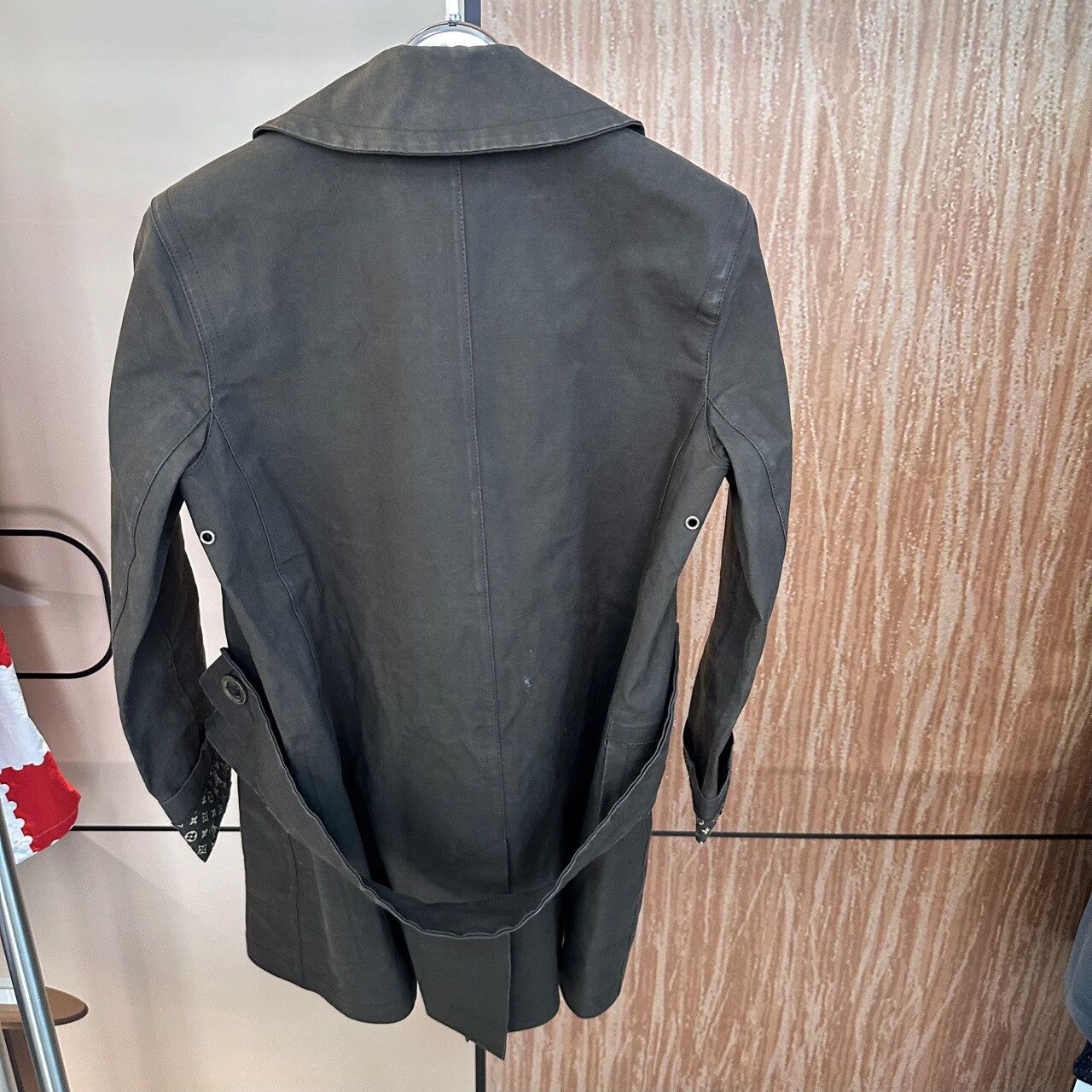 Louis Vuitton Louis Vuitton Coat XS Women Size XS / US 0-2 / IT 36-38 - 2 Thumbnail