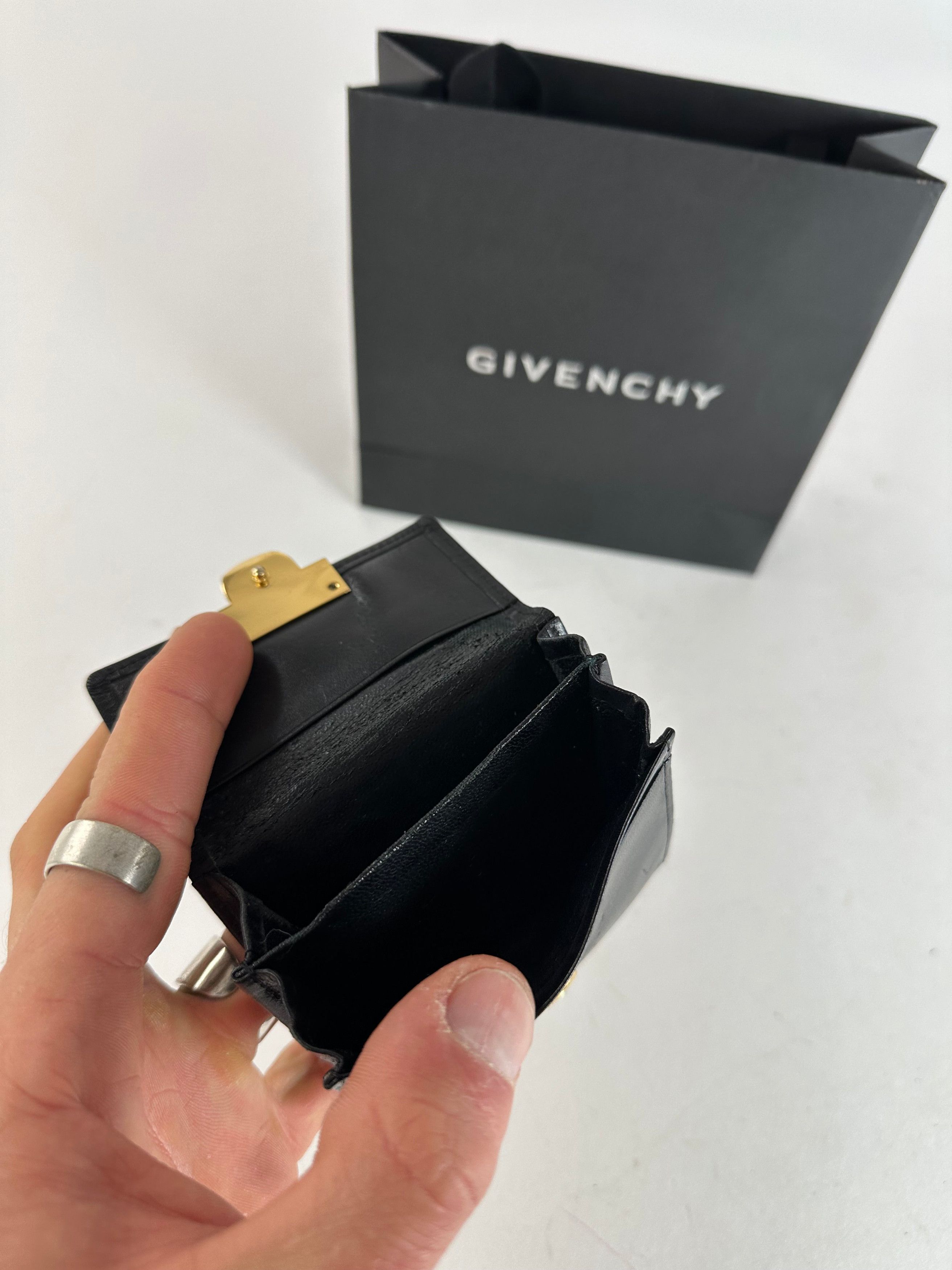 Givenchy Vintage Leather Card Holder / Purse Black Size ONE SIZE - 5 Thumbnail