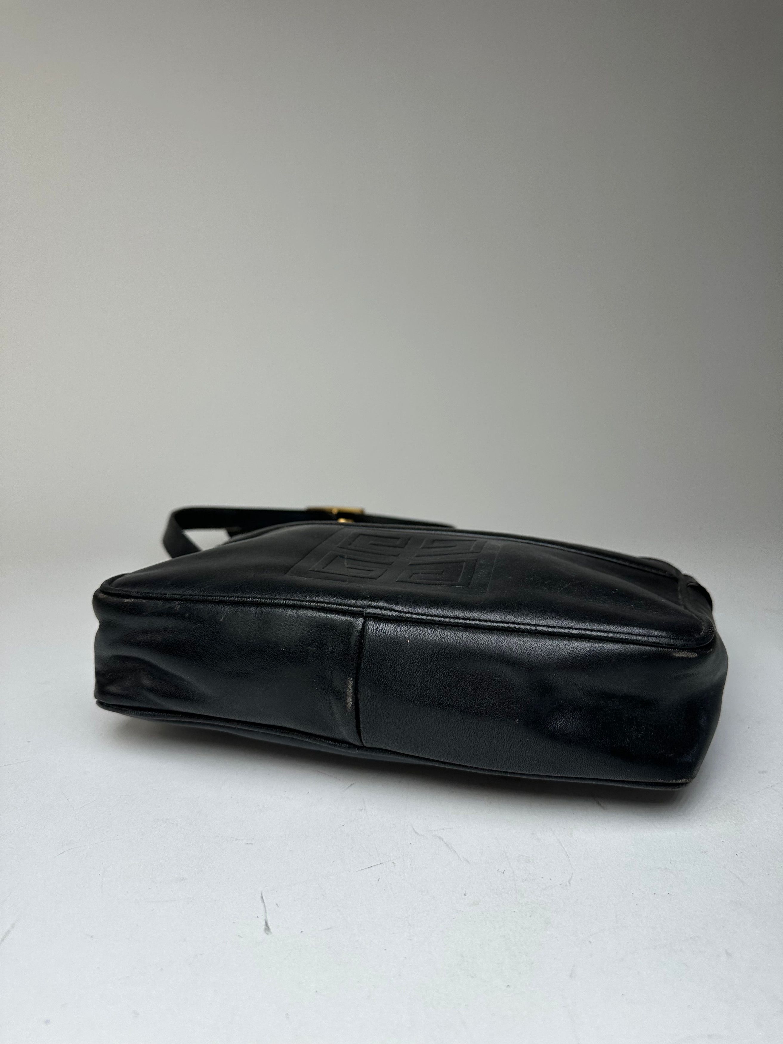 Givenchy Vintage Leather Shoulder Bag Black Size ONE SIZE - 10 Thumbnail