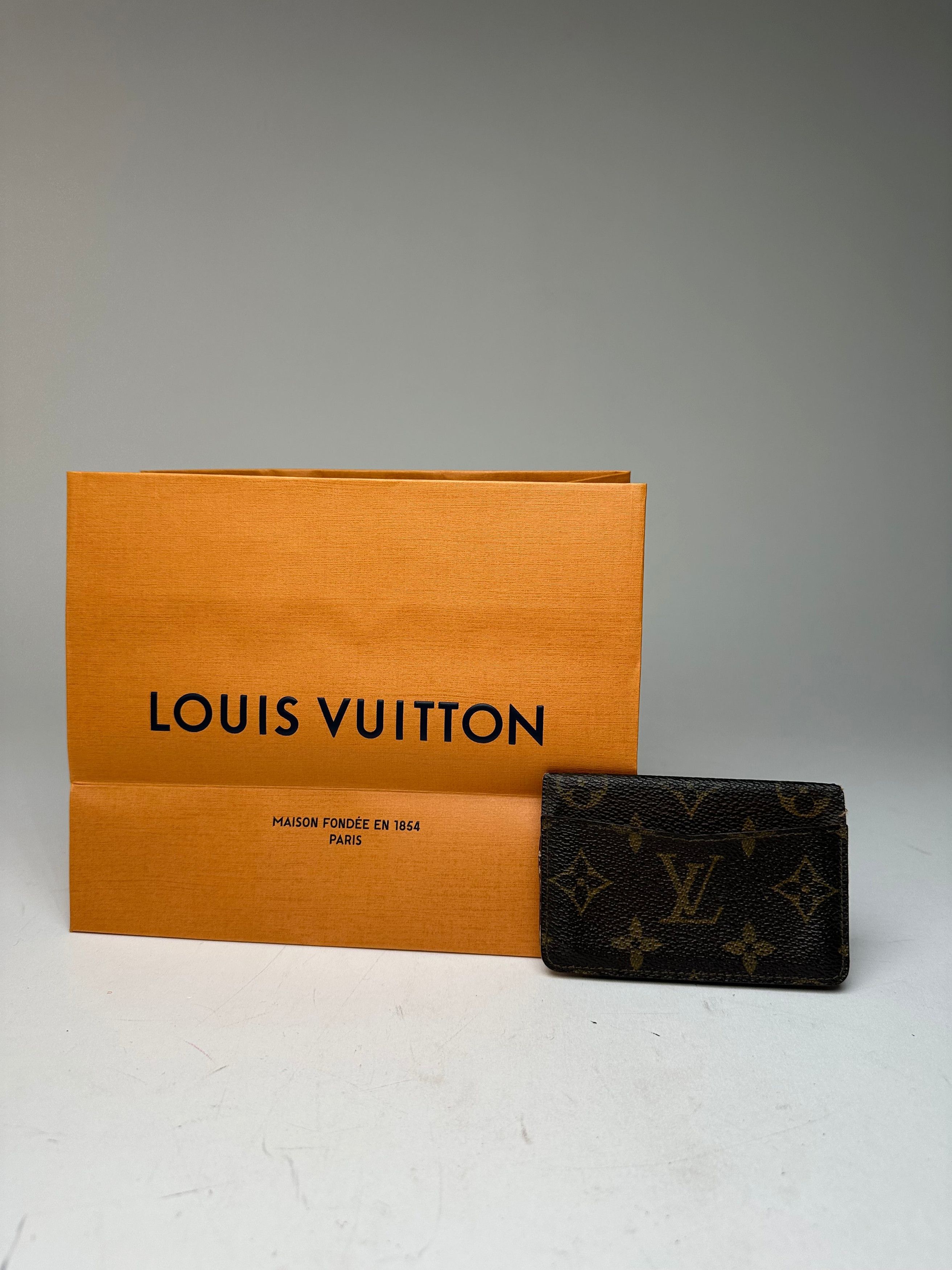 Louis Vuitton Vintage Leather Monogram Card Holder Brown Size ONE SIZE - 11 Thumbnail