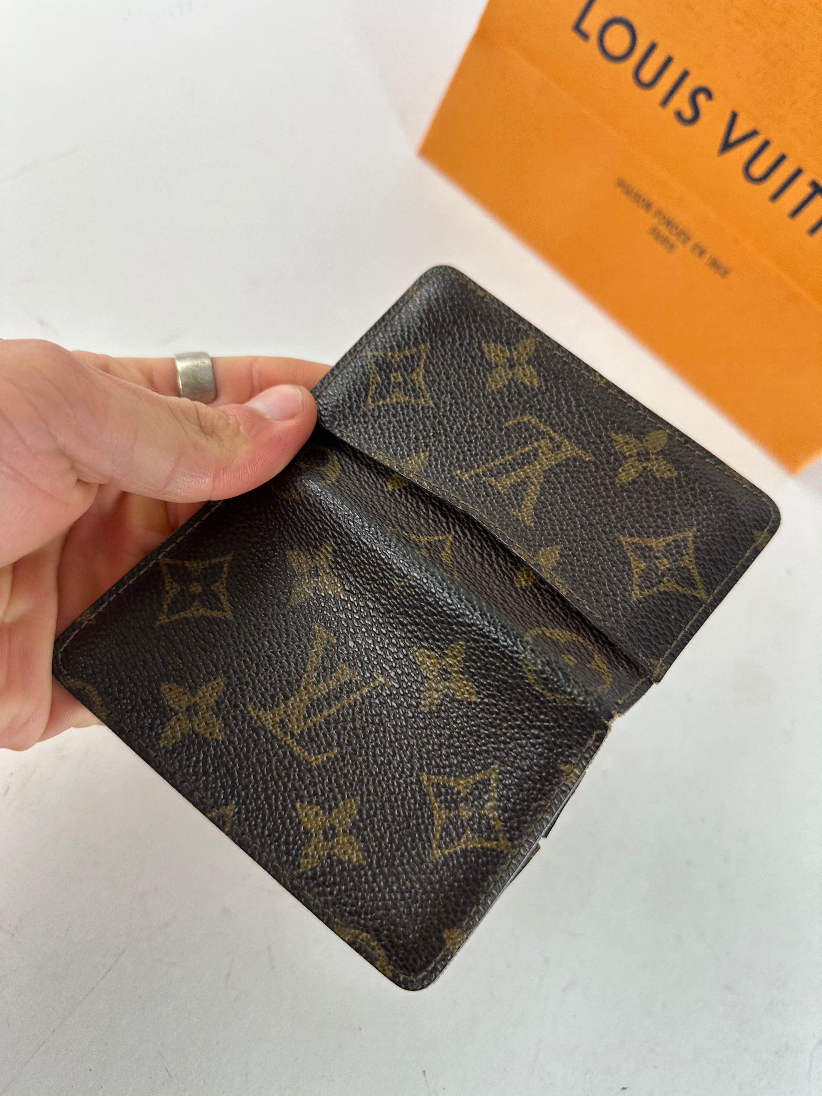 Louis Vuitton Vintage Leather Monogram Card Holder Brown Size ONE SIZE - 3 Thumbnail