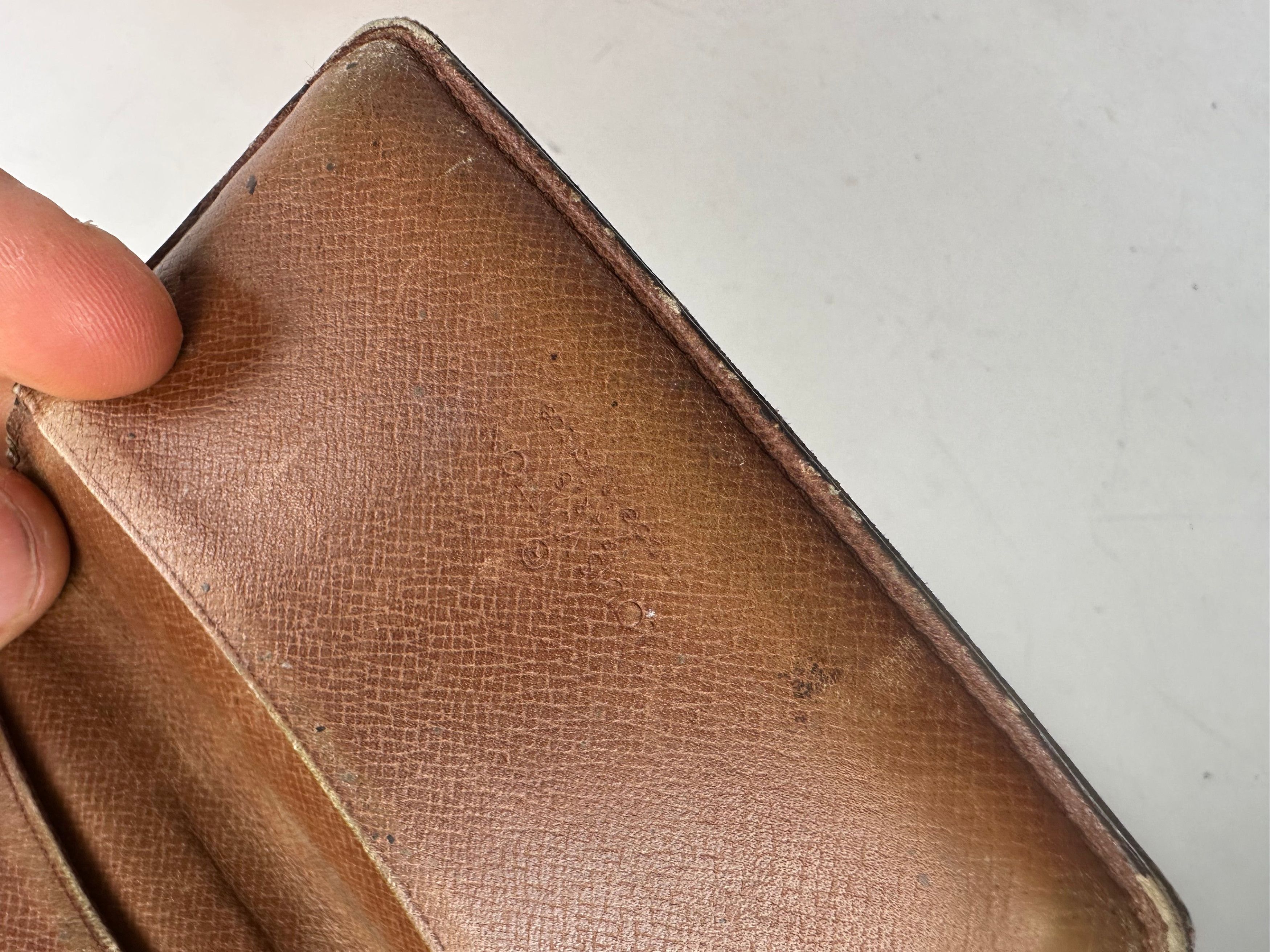 Louis Vuitton Vintage Leather Monogram Card Holder Brown Size ONE SIZE - 6 Thumbnail