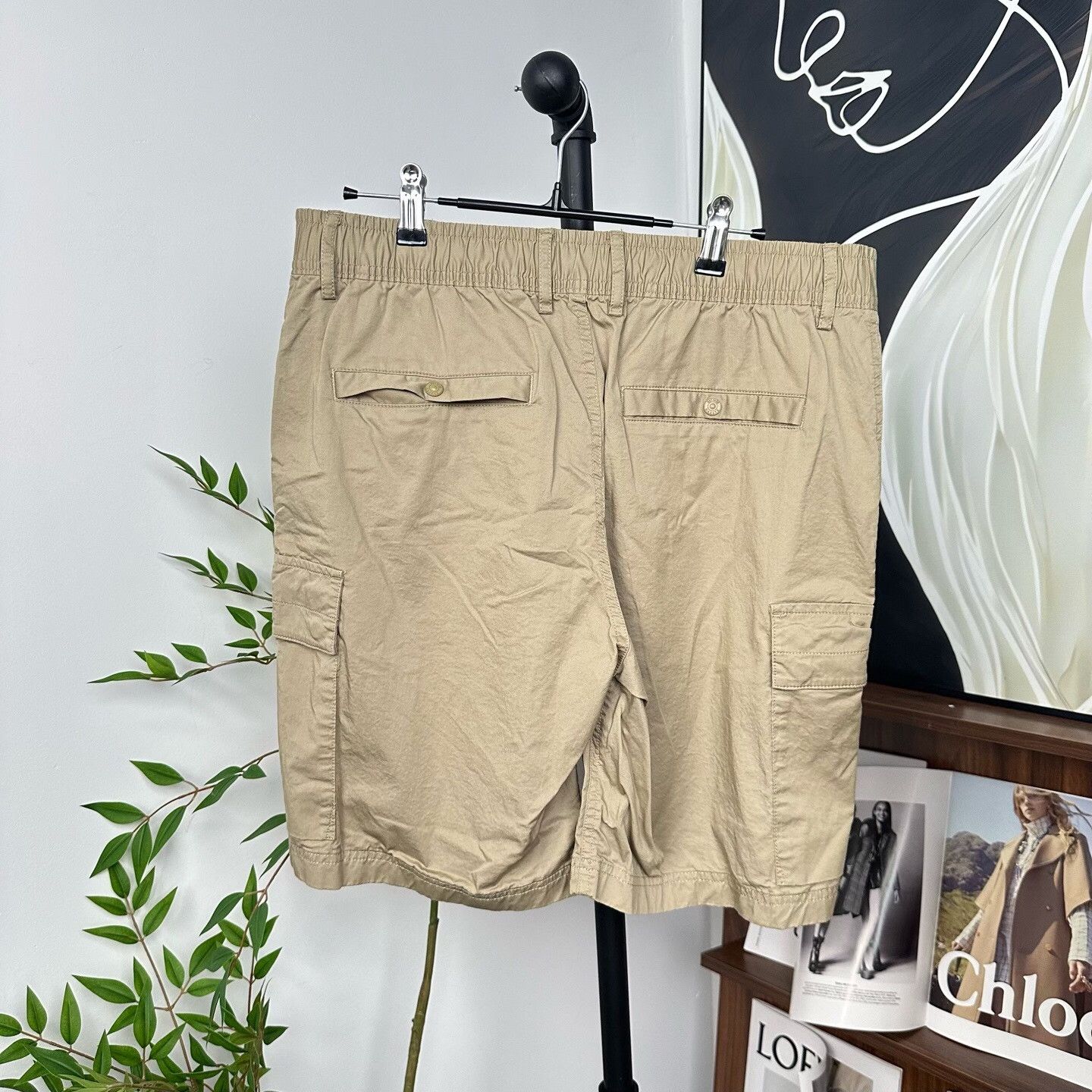 Other Beige Shorts 32 Men Size US 32 / EU 48 - 2 Thumbnail