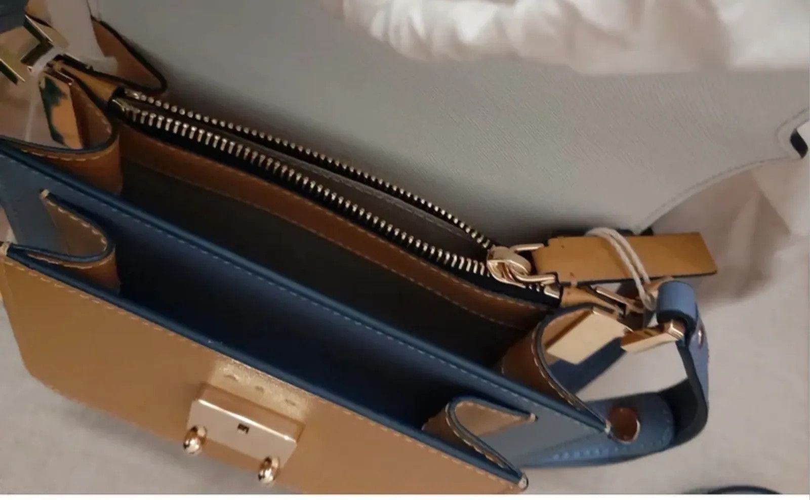 Marni Marni Trunk Bag Crossbody Bag Size ONE SIZE - 4 Thumbnail
