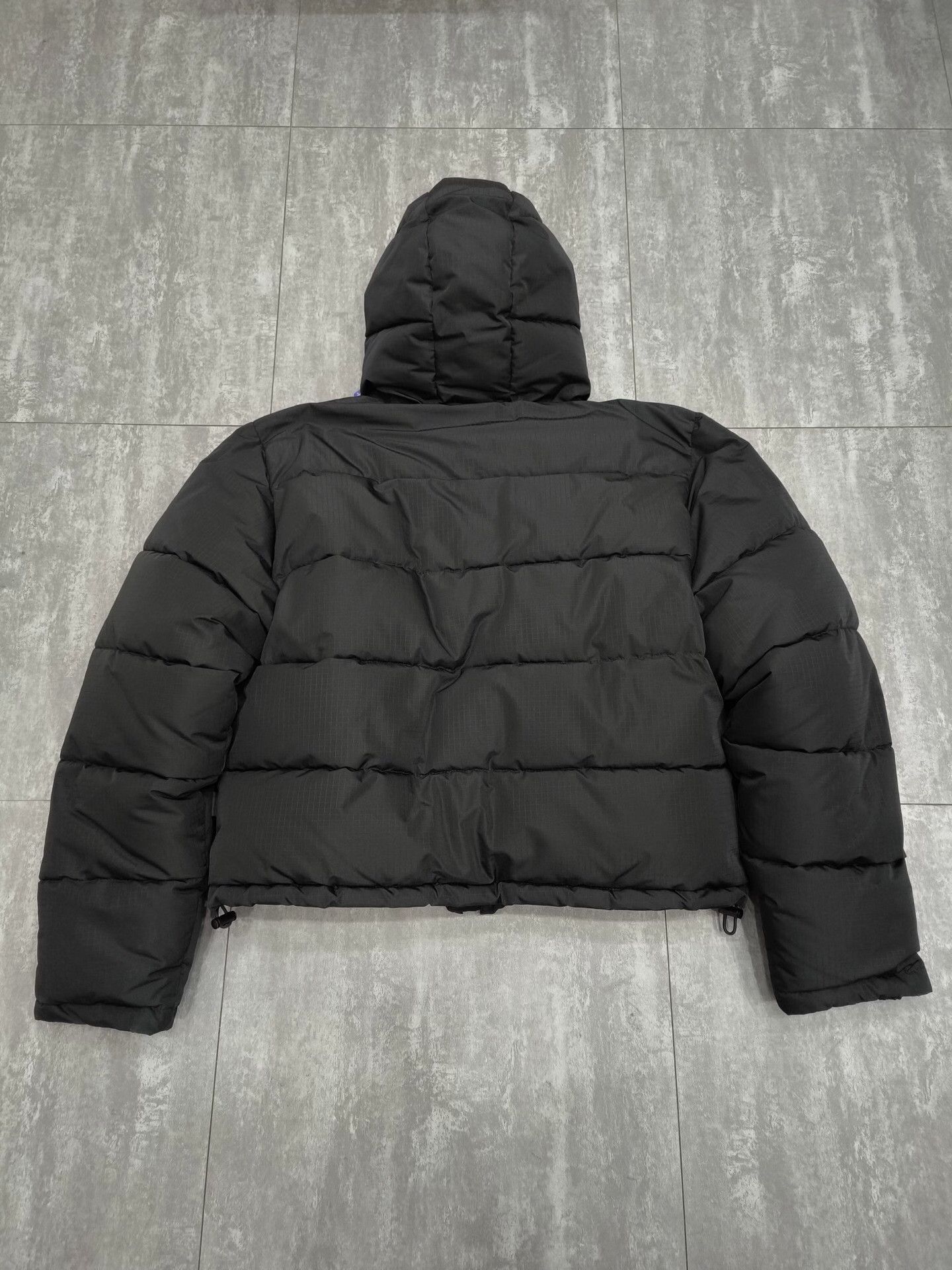 Balenciaga Balenciaga Down Cropped Black Heavy Coat xl Men Size US XL / EU 56 / 4 - 2 Thumbnail