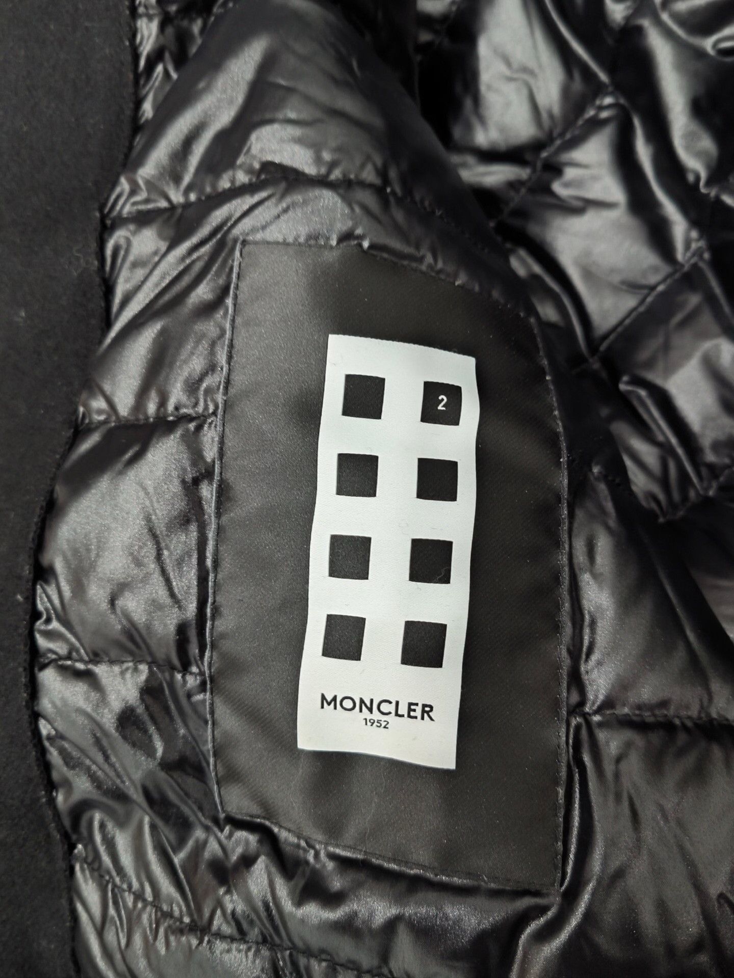 Moncler Moncler Wool Cropped White Heavy Coat xs Men Size US XS / EU 42 / 0 - 6 Thumbnail
