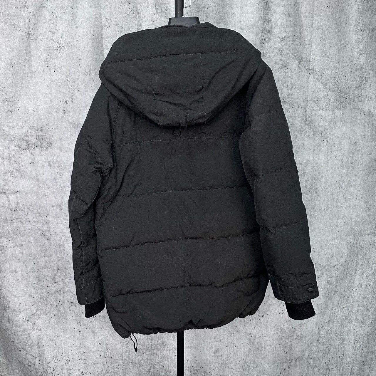 Canada Goose Canada Goose Down Long Heavy Coat m Men Size US M / EU 48-50 / 2 - 2 Thumbnail