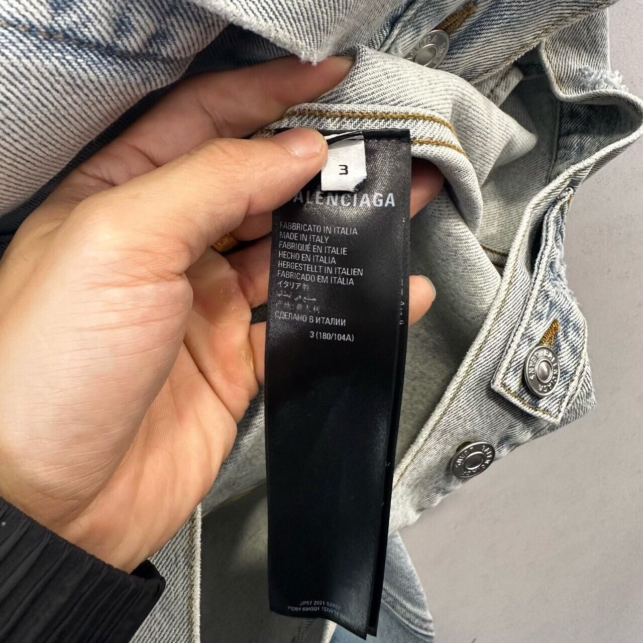 Balenciaga Balenciaga Denim Light Jacket xs Men Size US XS / EU 42 / 0 - 8 Thumbnail