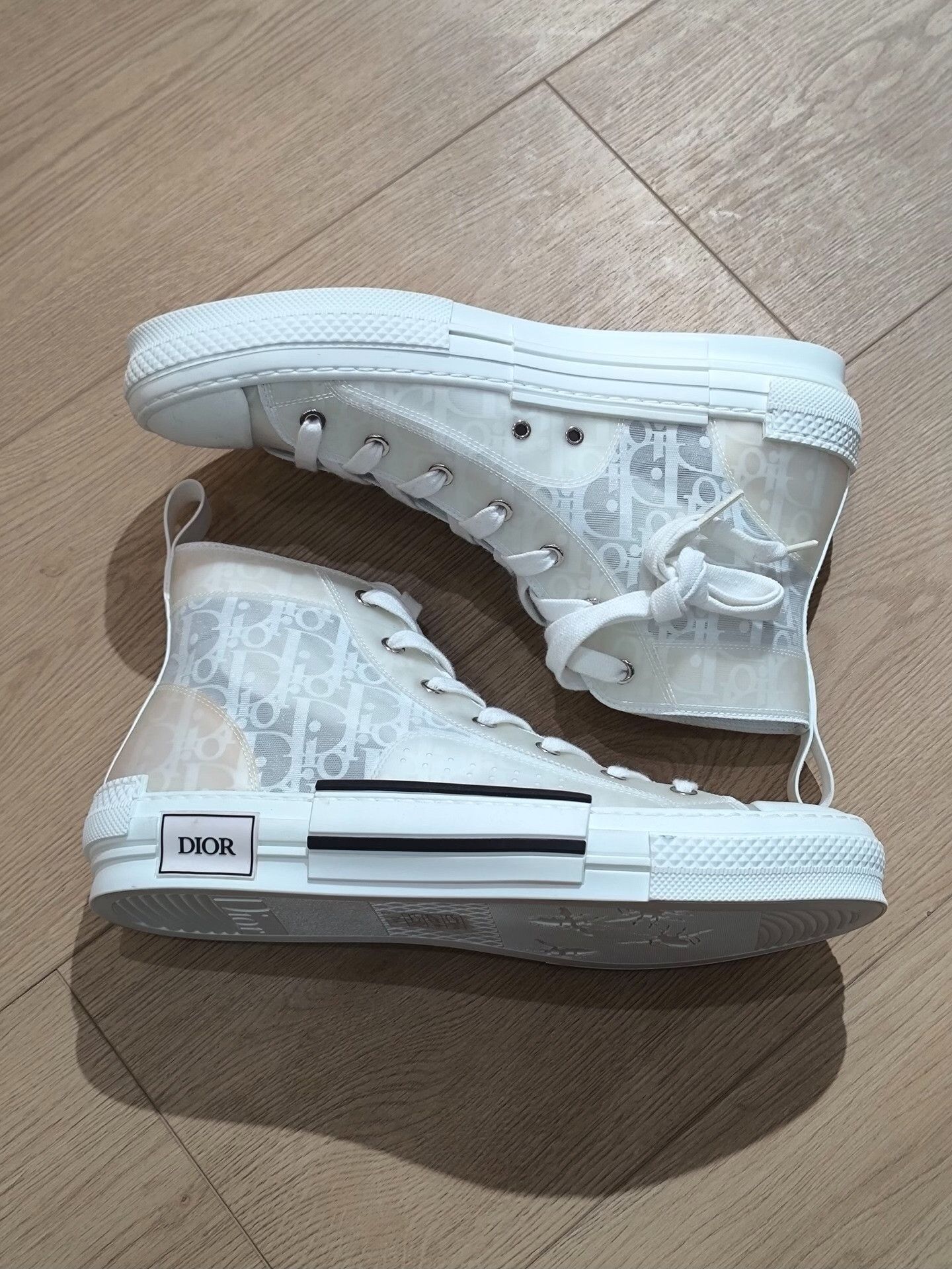 Dior Dior White Hitop Sneakers 8.5 Men Size US 8.5 / EU 41-42 - 4 Thumbnail