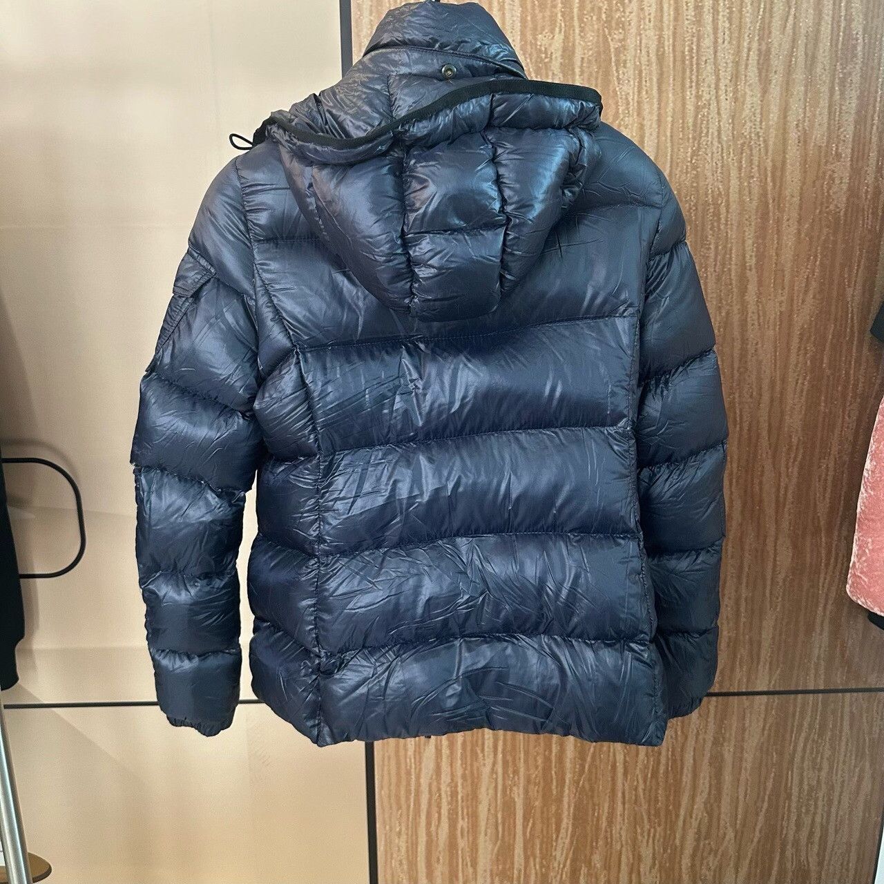 Moncler Moncler Down Down Jacket M Women Size M / US 6-8 / IT 42-44 - 2 Thumbnail