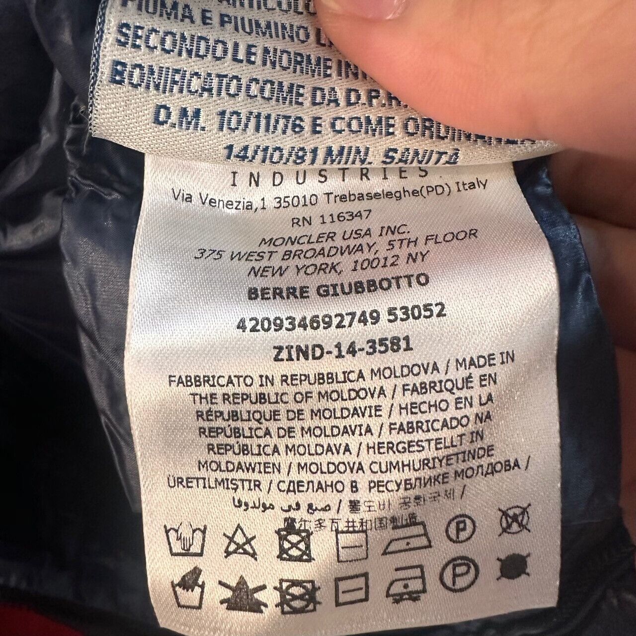 Moncler Moncler Down Down Jacket M Women Size M / US 6-8 / IT 42-44 - 7 Thumbnail