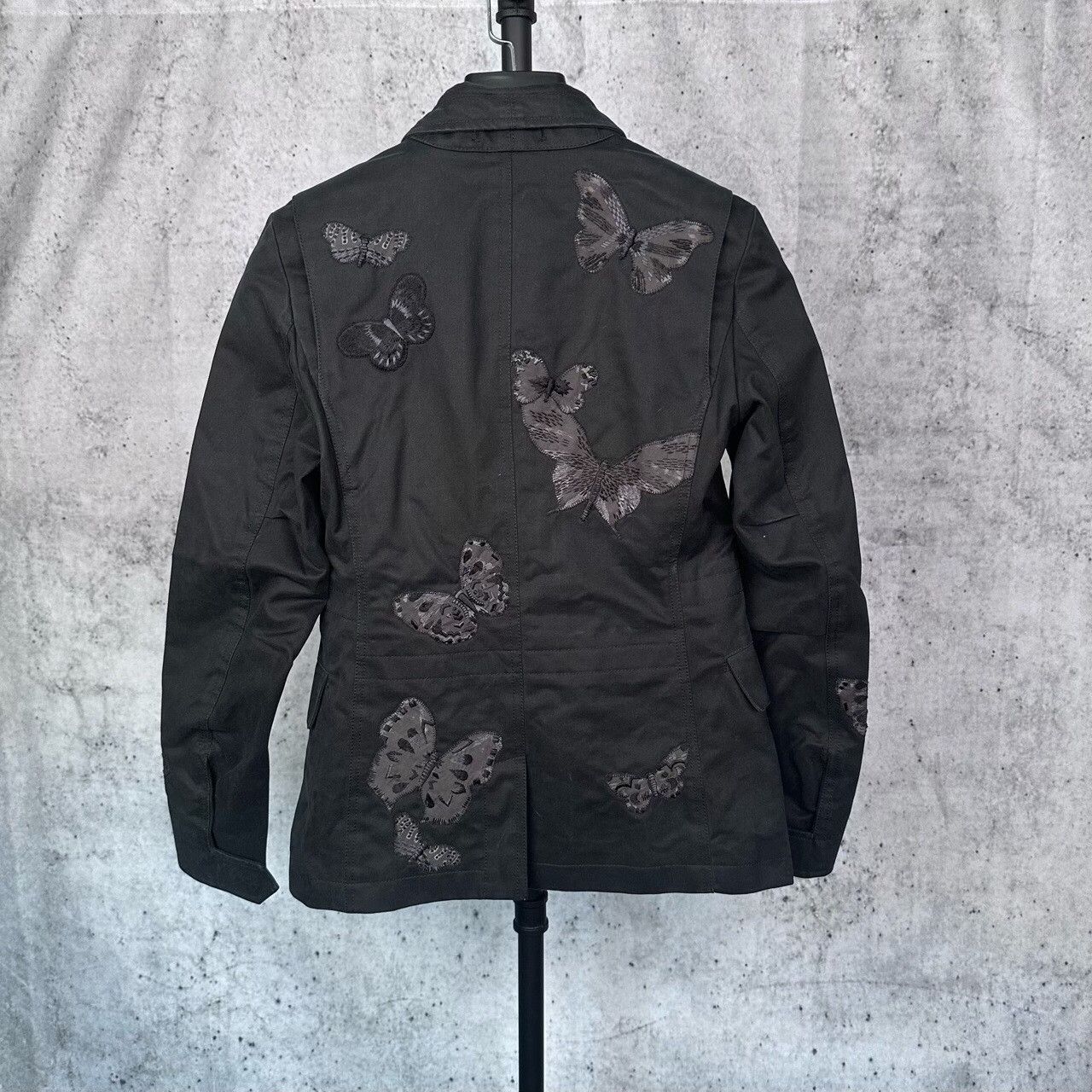 Valentino Valentino Embroidered Black Light Jacket xs Men Size US XS / EU 42 / 0 - 2 Thumbnail
