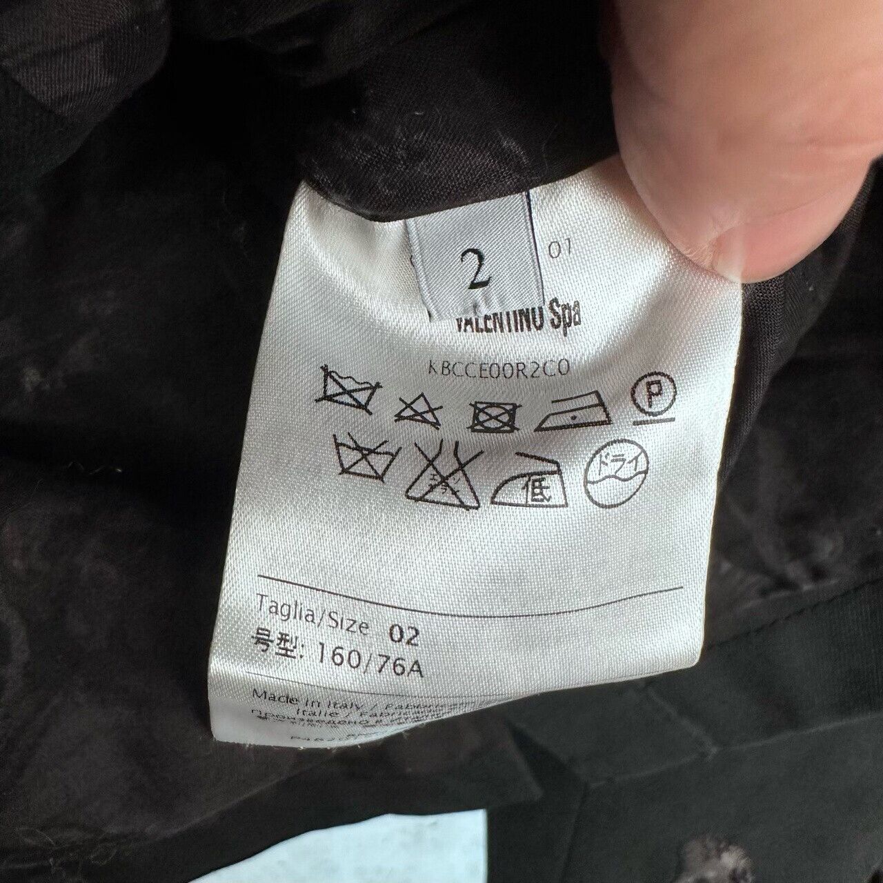Valentino Valentino Embroidered Black Light Jacket xs Men Size US XS / EU 42 / 0 - 5 Thumbnail