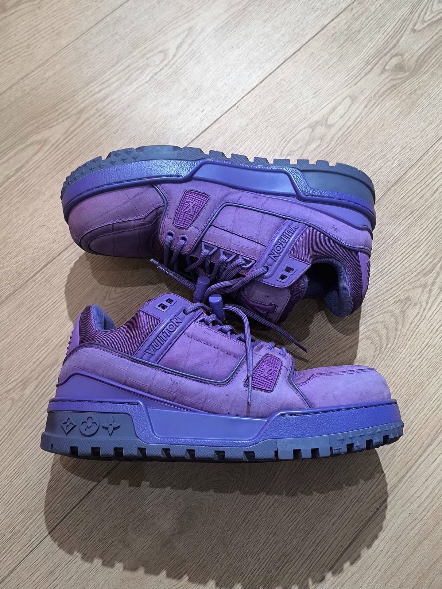 Louis Vuitton Louis Vuitton Collab Purple Lowtop Sneakers 9 Men Size US 9 / EU 42 - 4 Thumbnail