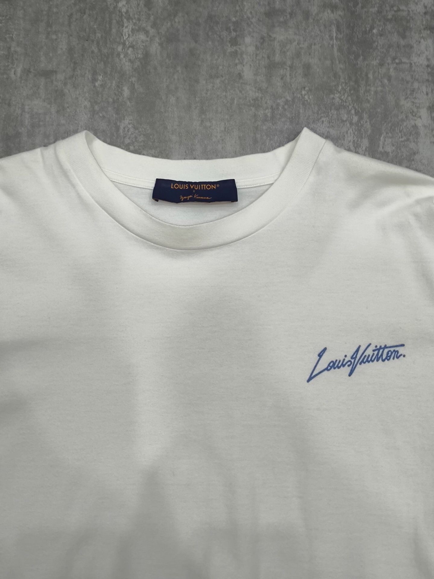 Louis Vuitton Louis Vuitton Orange T-Shirt l Men Size US L / EU 52-54 / 3 - 3 Thumbnail