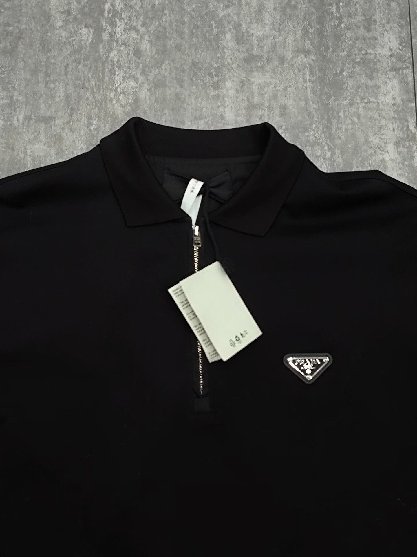 Prada Prada Black Polo m Men Size US M / EU 48-50 / 2 - 3 Thumbnail