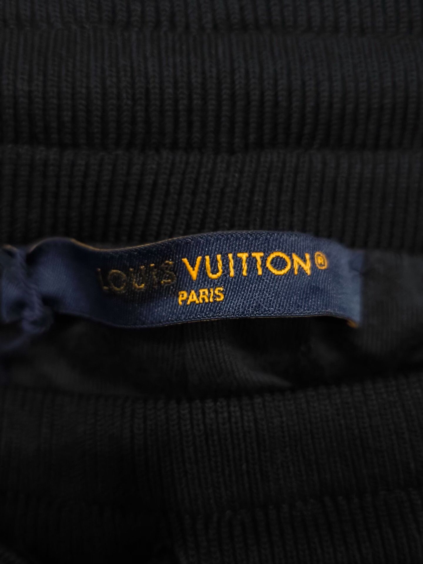 Louis Vuitton Louis Vuitton Retro Multi Sweatpants 32 Men Size US 32 / EU 48 - 4 Thumbnail