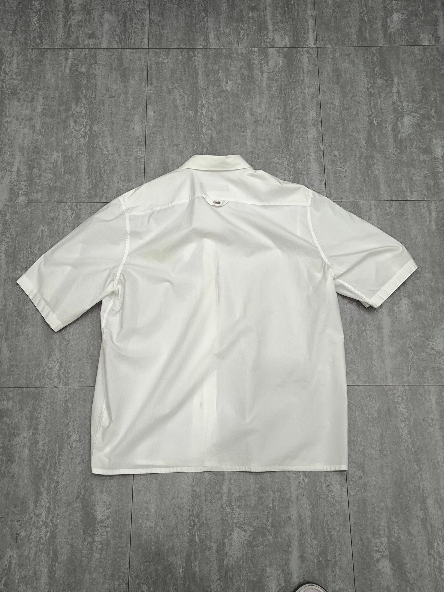 Louis Vuitton Louis Vuitton Retro Shirt l Men Size US L / EU 52-54 / 3 - 2 Thumbnail