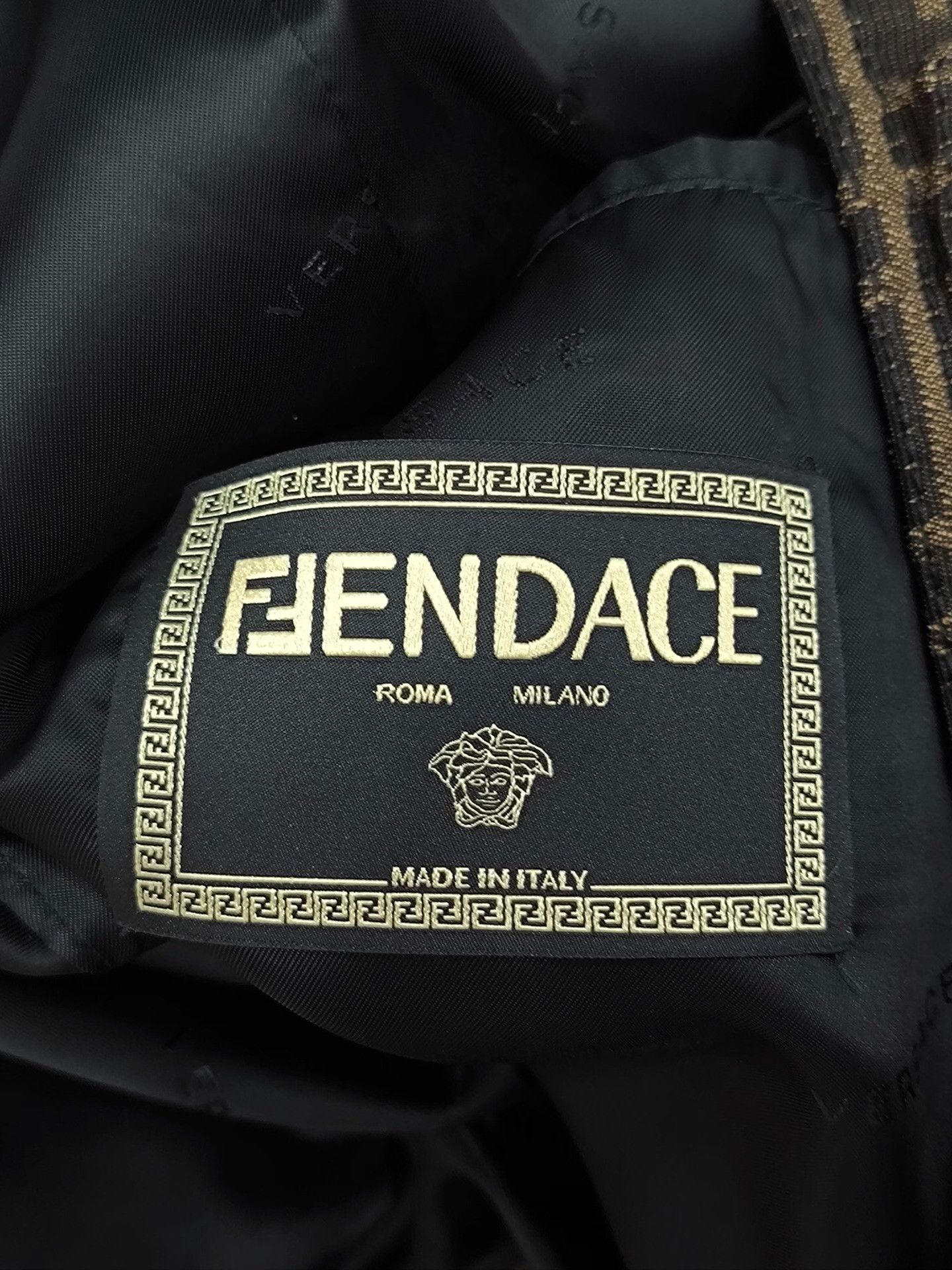 Versace Versace Collab Gold Light Jacket xxl Men Size US XXL / EU 58 / 5 - 5 Thumbnail