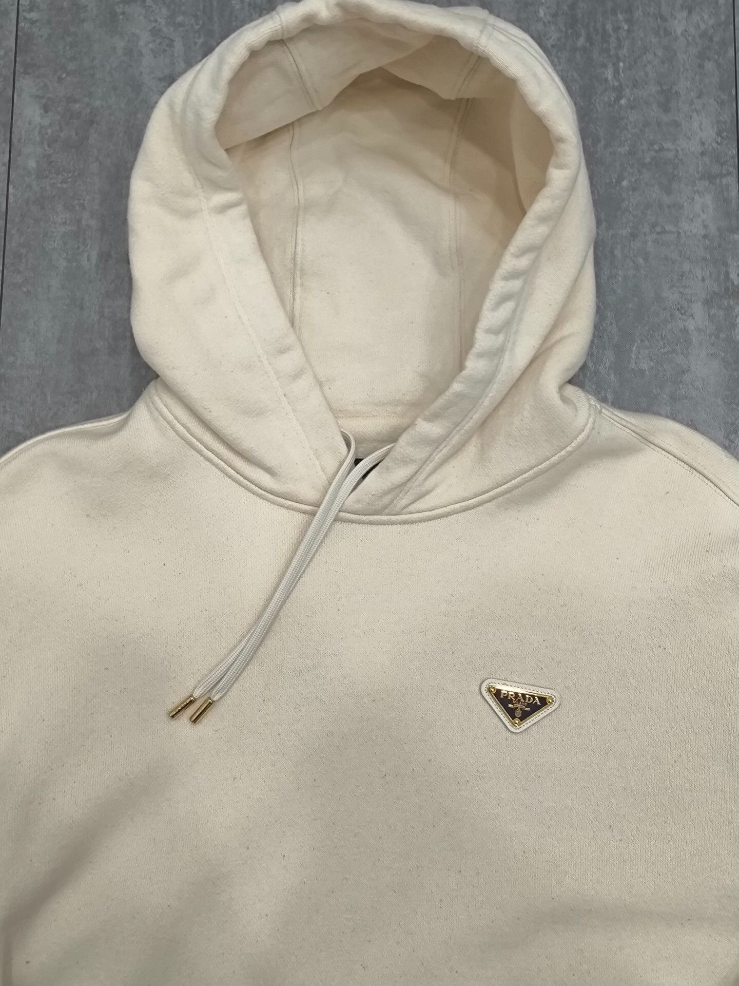 Prada Prada Gold Hoodie XXS Women Size XXS / US 00 / IT 34 - 3 Thumbnail