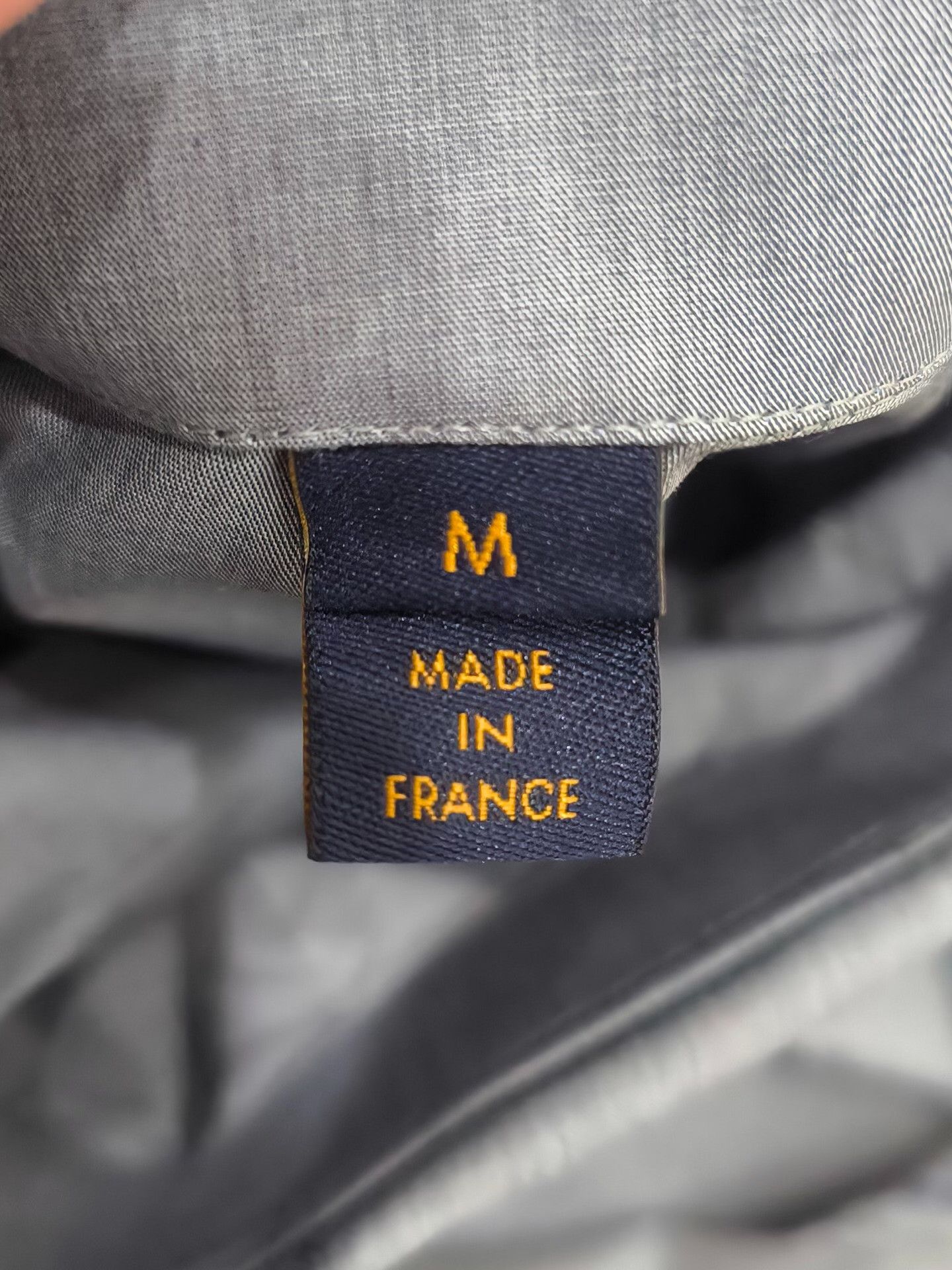 Louis Vuitton Louis Vuitton Shirt m Men Size US M / EU 48-50 / 2 - 5 Thumbnail