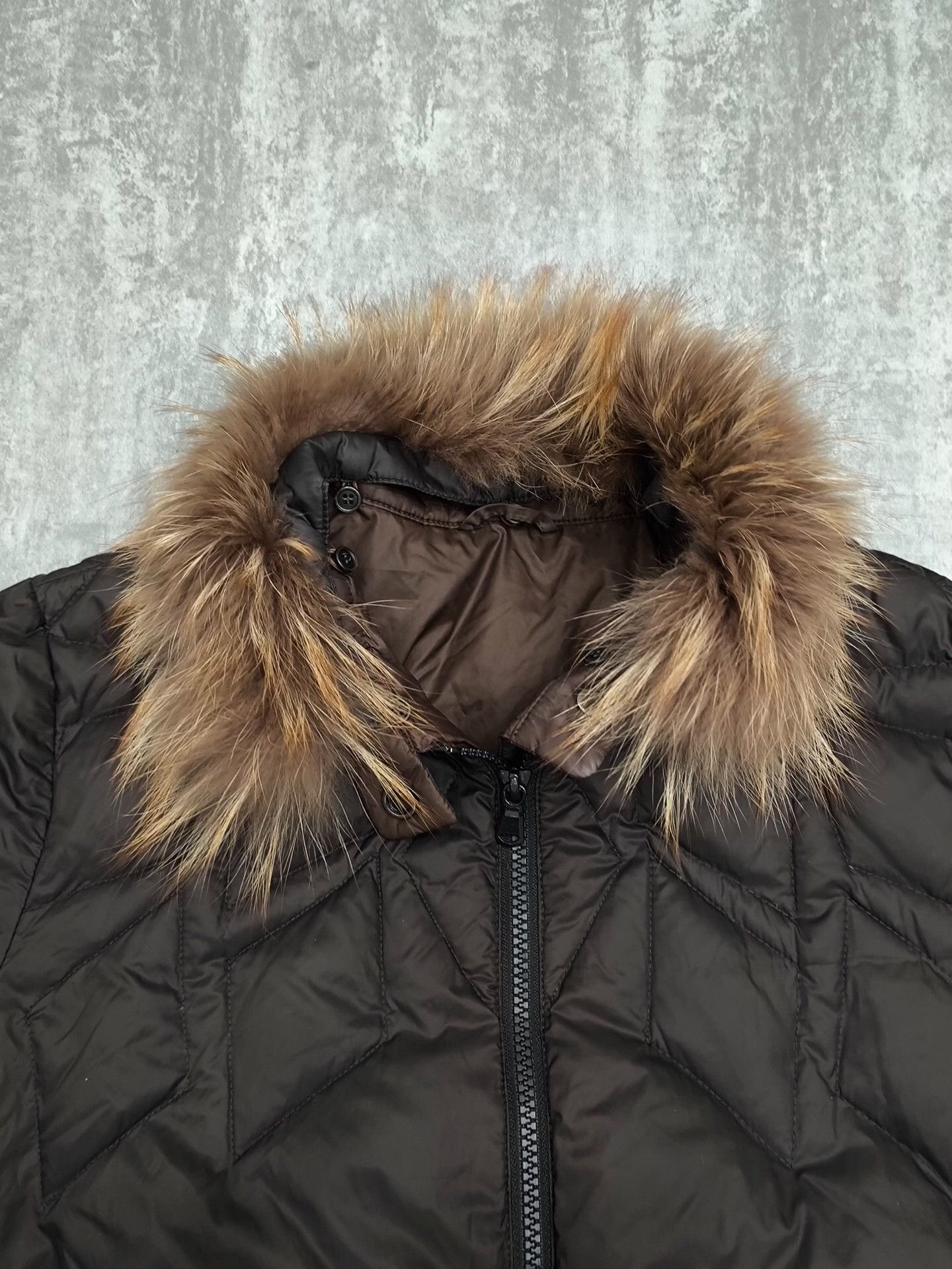 Brunello Cucinelli Brunello Cucinelli Down Brown Down Jacket M Women Size M / US 6-8 / IT 42-44 - 3 Thumbnail