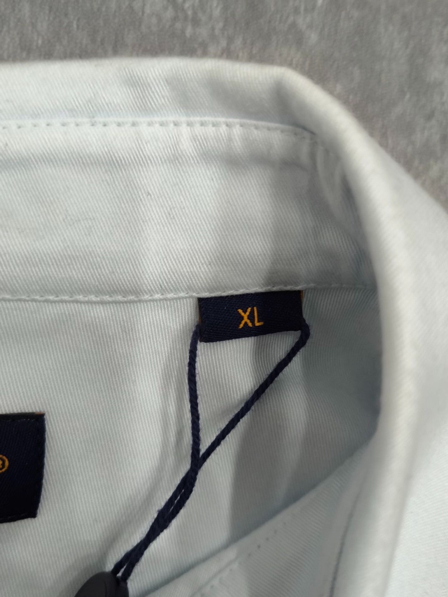 Louis Vuitton Louis Vuitton Shirt xl Men Size US XL / EU 56 / 4 - 5 Thumbnail