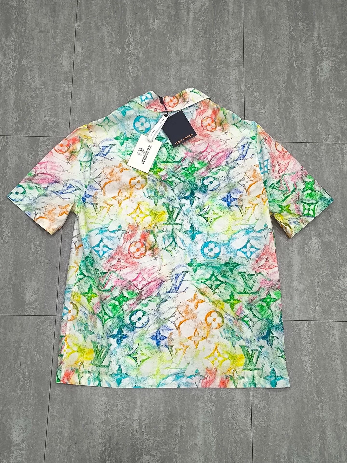 Louis Vuitton Louis Vuitton Multi Shirt s Men Size US S / EU 44-46 / 1 - 2 Thumbnail