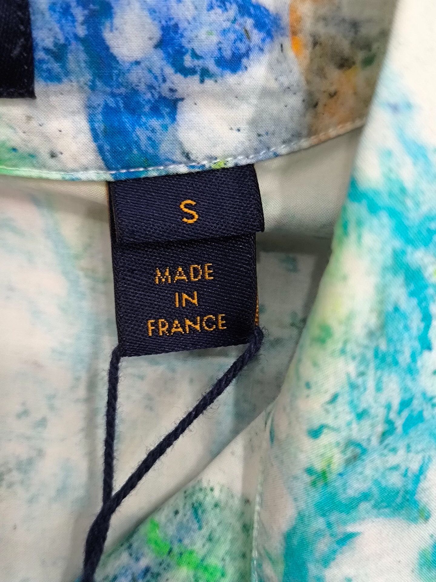 Louis Vuitton Louis Vuitton Multi Shirt s Men Size US S / EU 44-46 / 1 - 5 Thumbnail